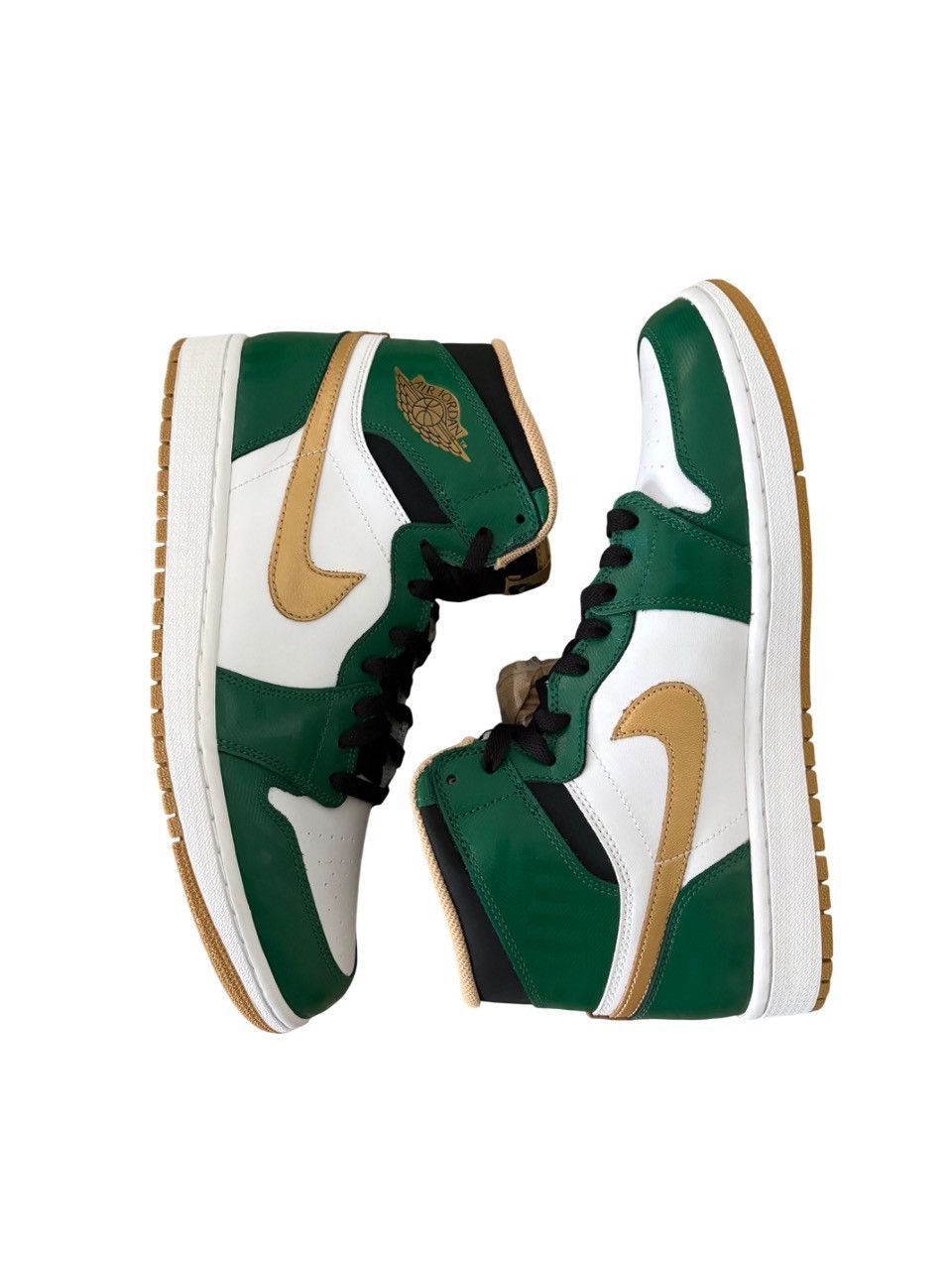 Jordan Brand Jordan 1 OG Celtics Size US 10.5 / EU 43-44 - 4 Thumbnail
