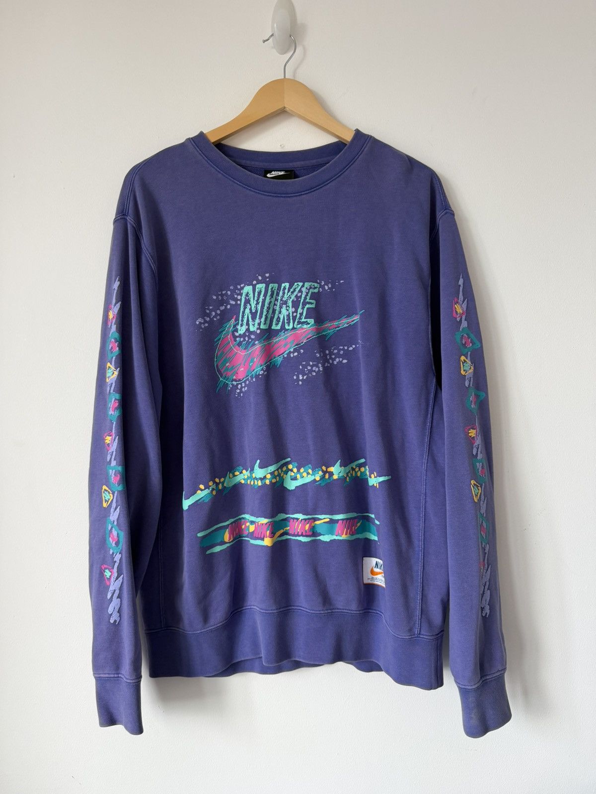Nike Nike Sportswear Retro Graphic Crewneck Sweatshirt Purple L Size US L / EU 52-54 / 3 - 1 Thumbnail