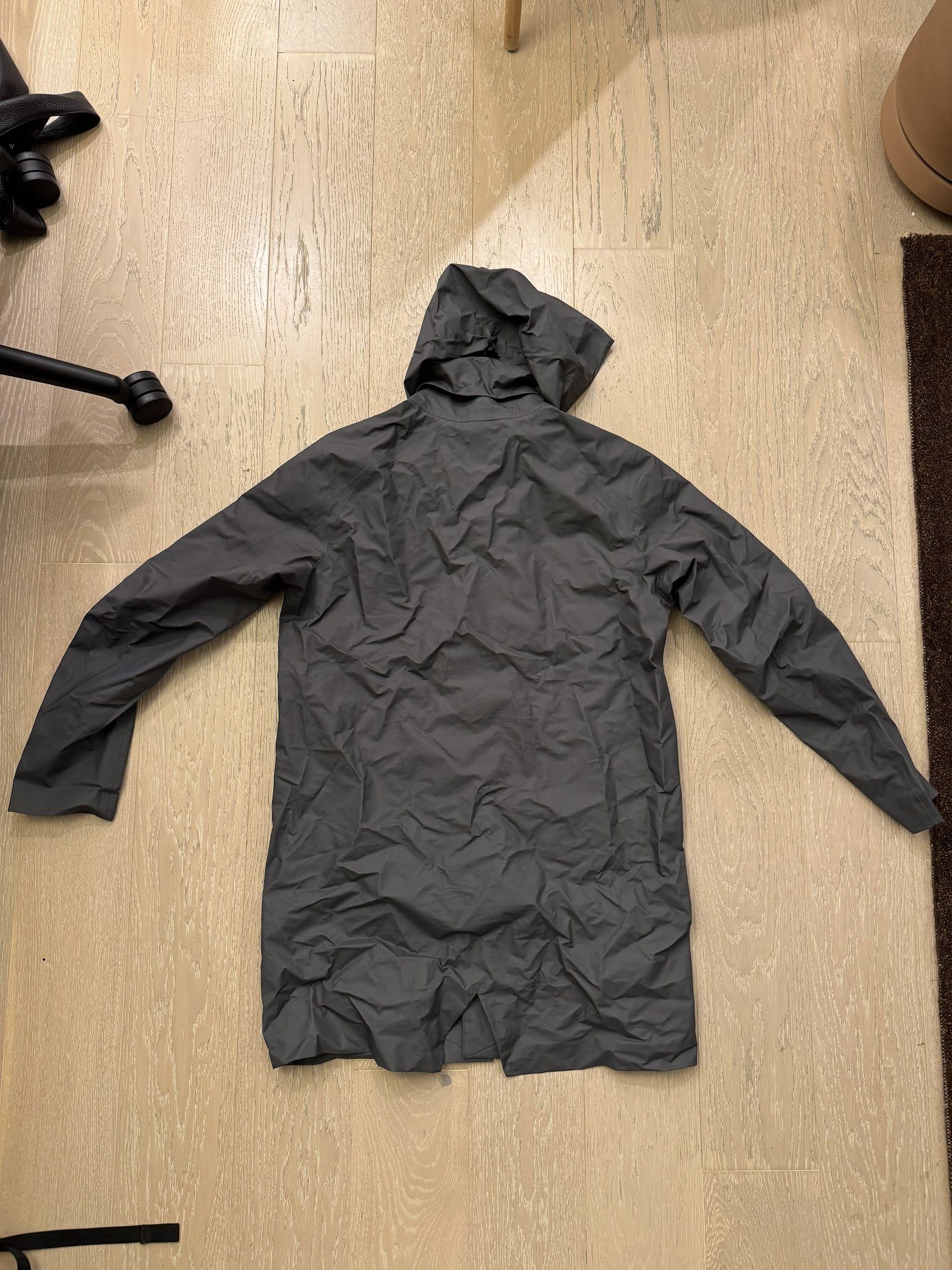 Veilance Partition LT Size US L / EU 52-54 / 3 - 2 Thumbnail