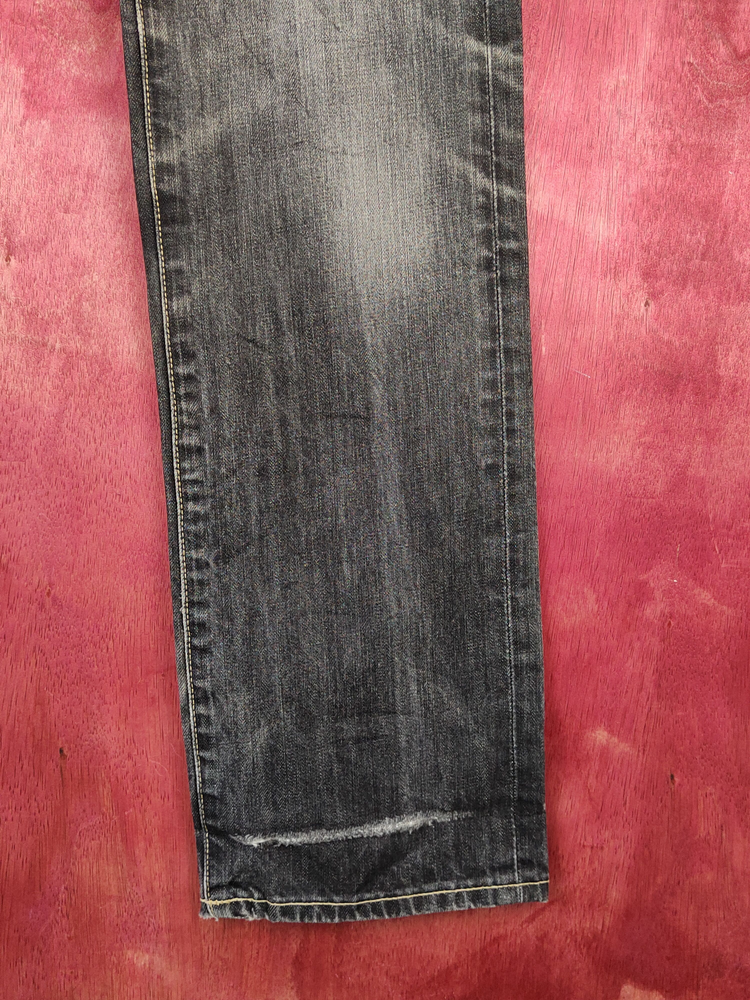 Japanese Brand Uniqlo Black Faded distressed ripped jeans Denim #S1604 Size US 30 / EU 46 - 7 Thumbnail