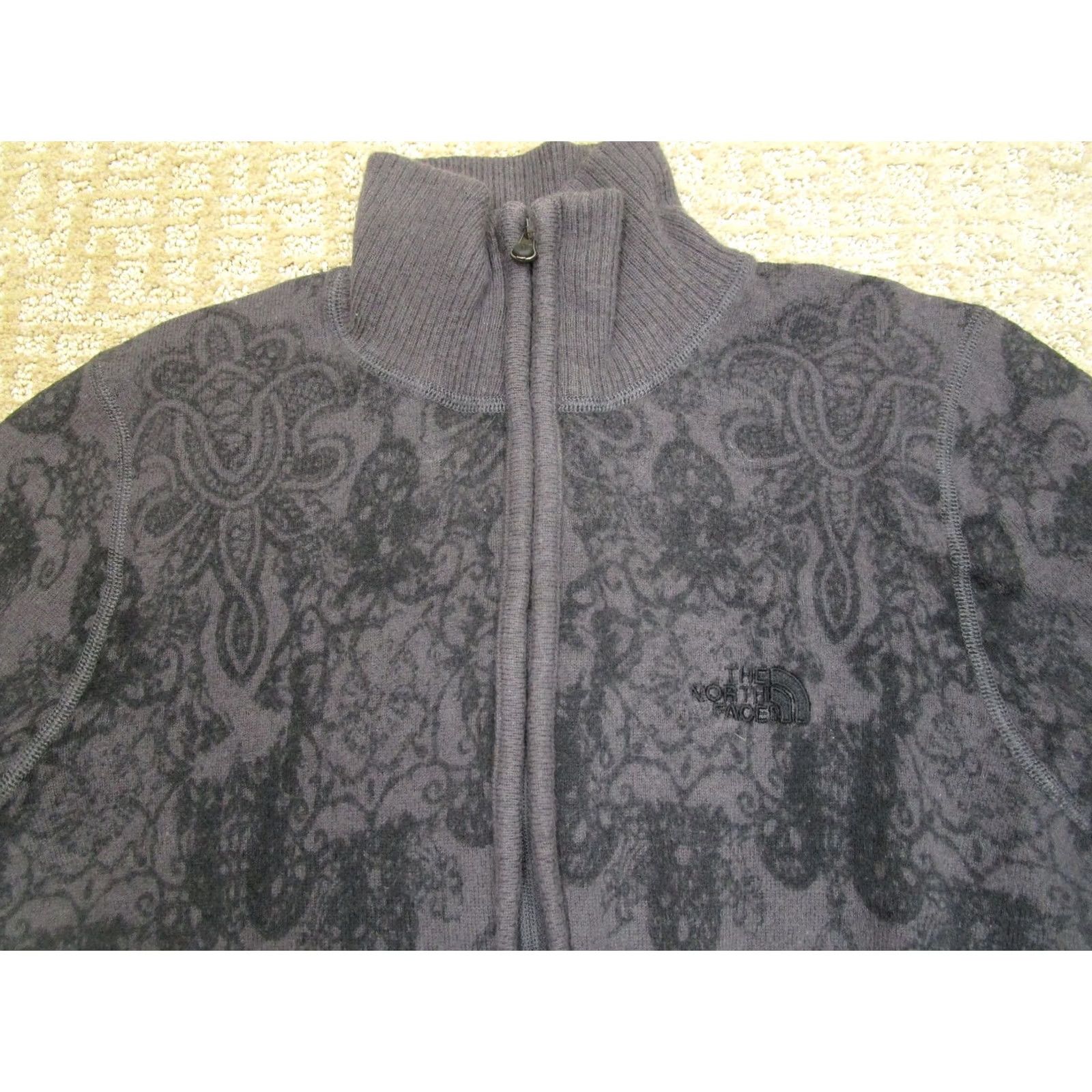 The North Face The North Face Sweater Women Medium Gray Paisley Full Zip Knit Wool Blend Logo Size M / US 6-8 / IT 42-44 - 2 Thumbnail