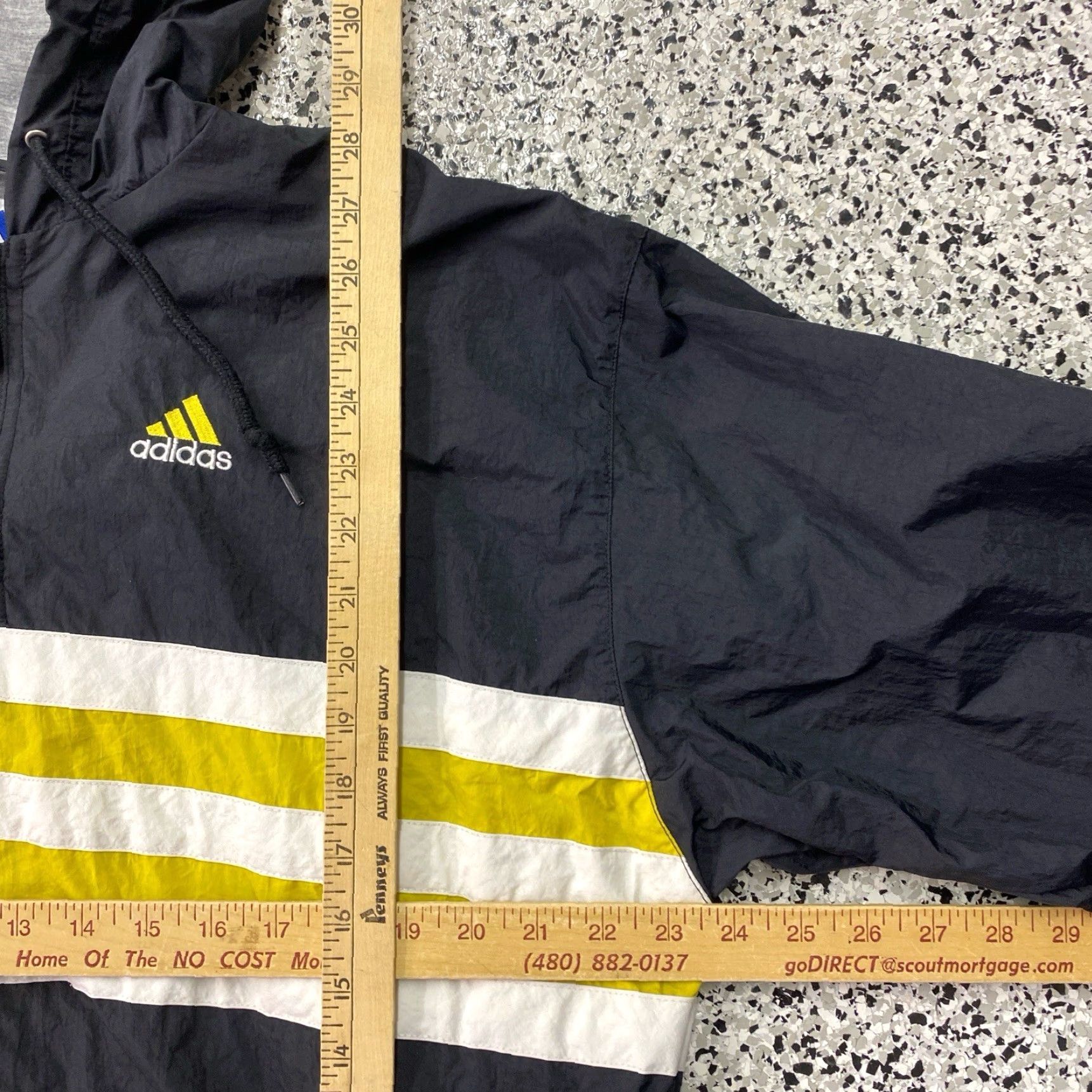 Adidas VINTAGE adidas Jacket Hooded 1/4 Zip Black Size Large Men Size US L / EU 52-54 / 3 - 3 Thumbnail