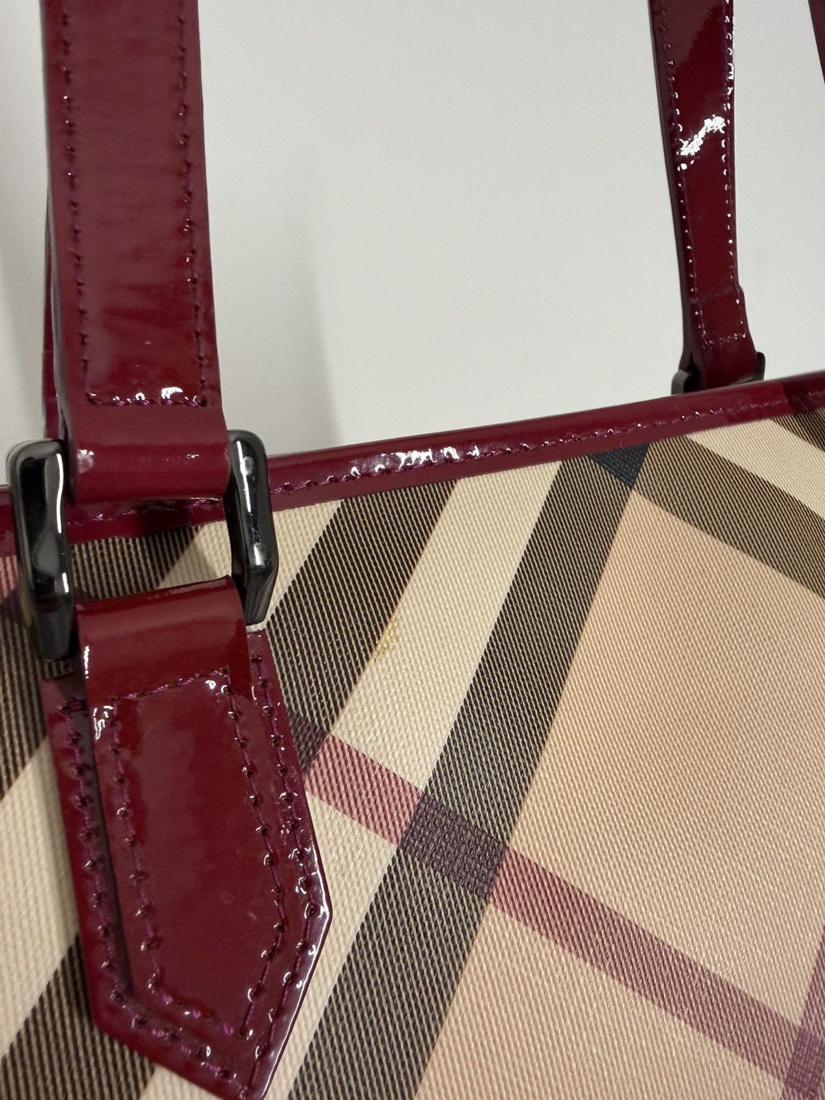 Burberry Burberry Nova Check Handbag Size ONE SIZE - 3 Thumbnail