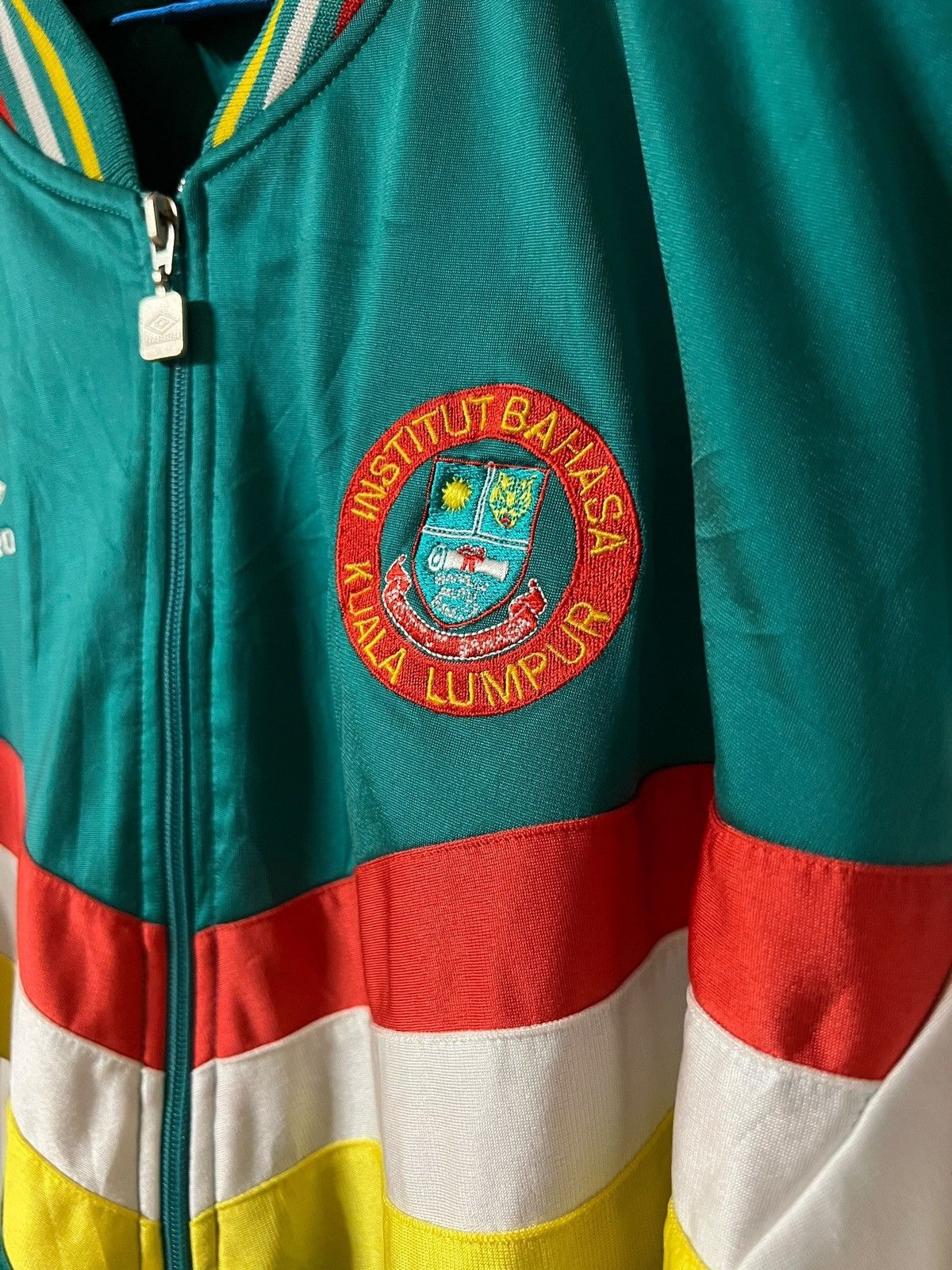 Umbro × Vintage OFFER! UMBRO Soccer MALAYSIA Kuala Lumpur TRACK JACKET ZIP Size US L / EU 52-54 / 3 - 4 Thumbnail