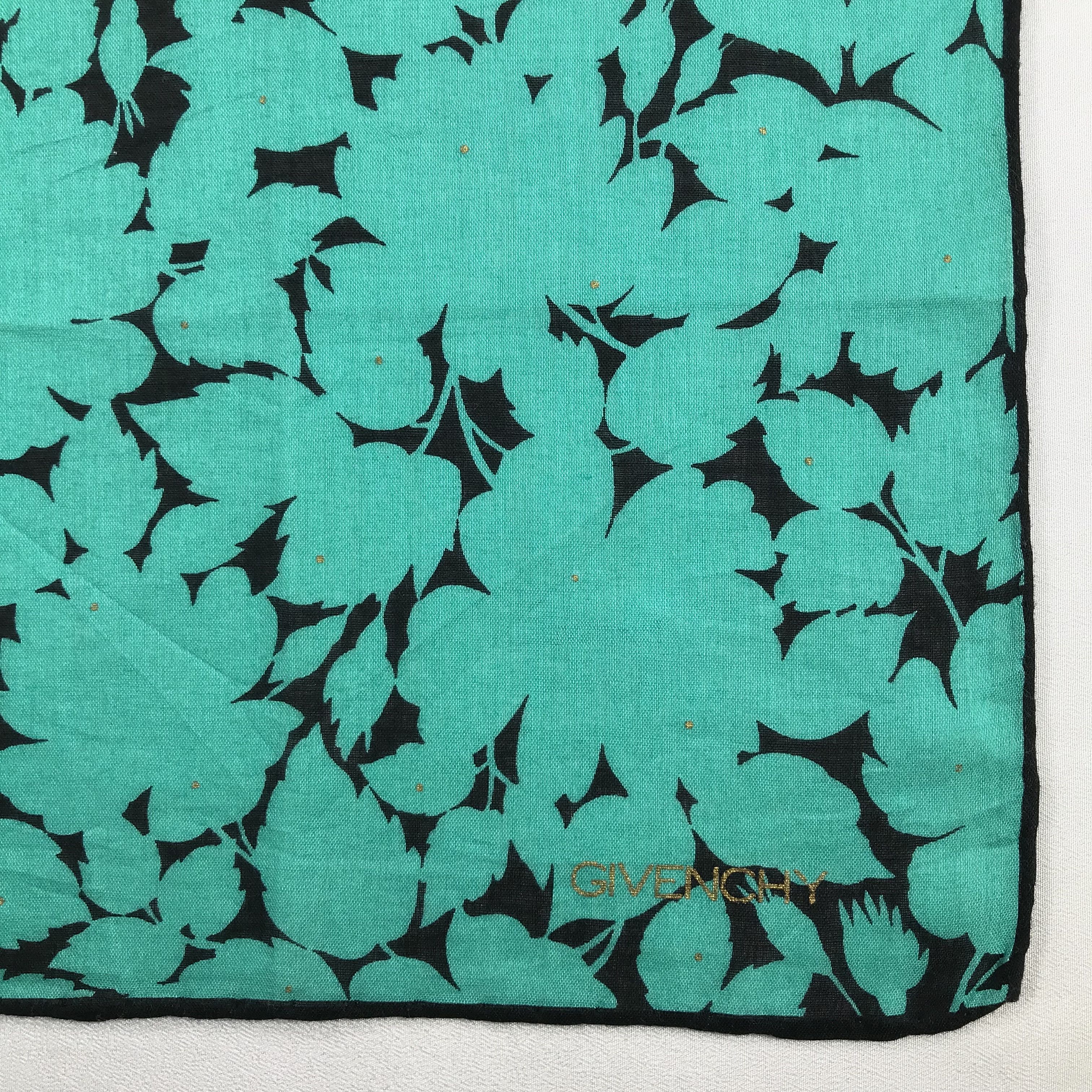 Vintage GivenCHY Handkerchief / Bandana / Neckerchief C778 Size ONE SIZE - 5 Thumbnail