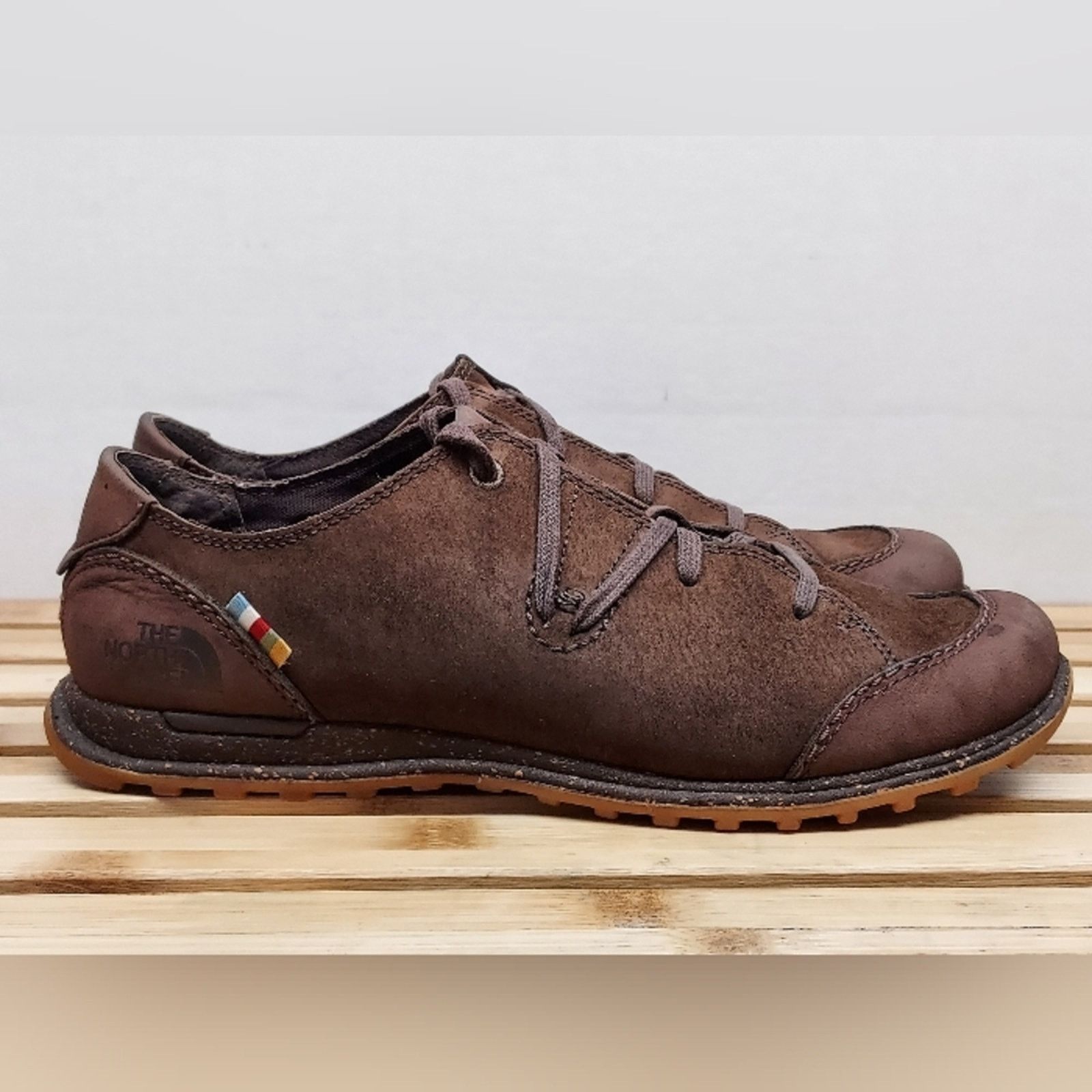 The North Face The North Face Womens Brown Casual Sneakers Size 9 Size US 9 / IT 39 - 6 Thumbnail