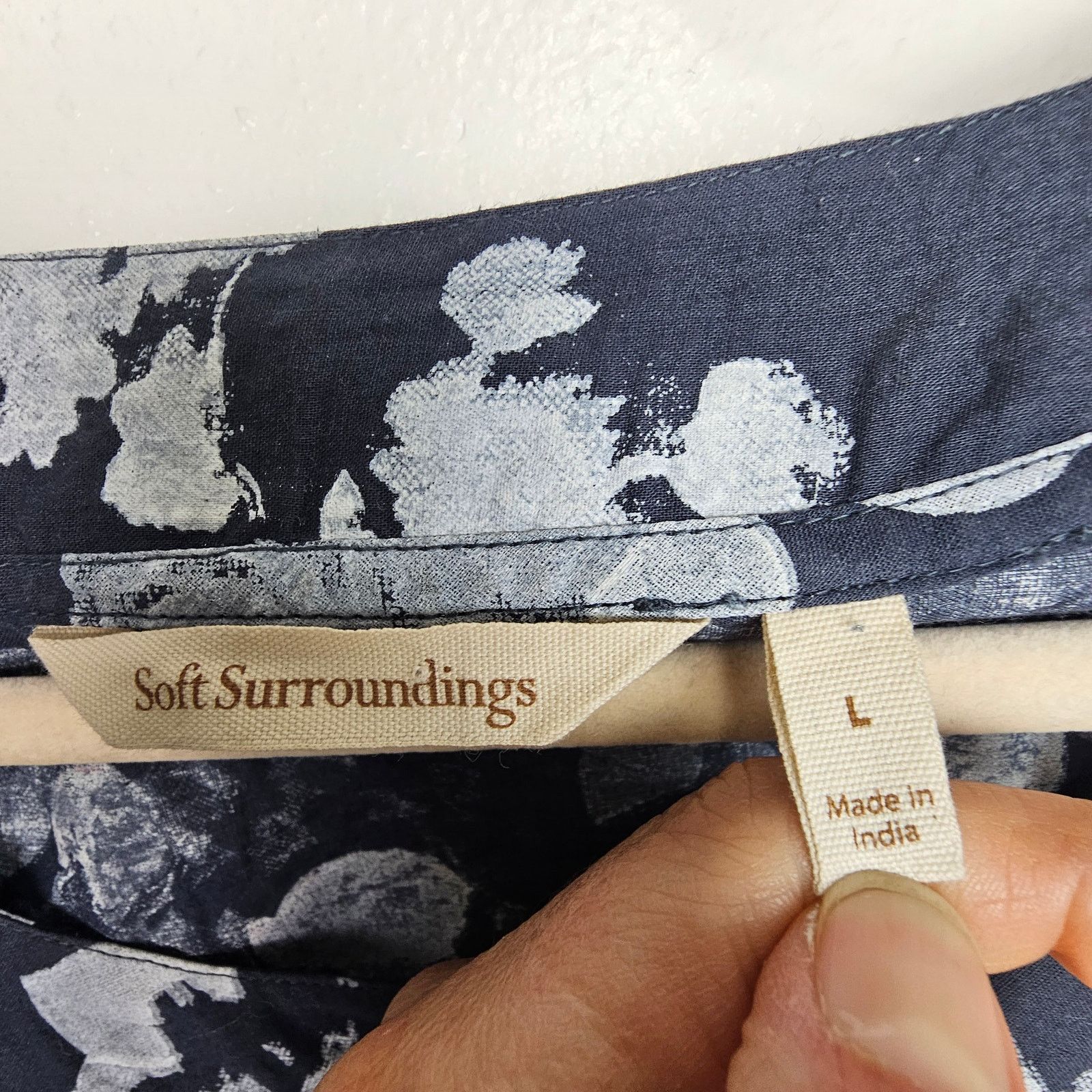 Soft Surroundings Soft Surroundings Floral Tuberosa Tunic Sz L Pleated Resort Size L / US 10 / IT 46 - 7 Thumbnail