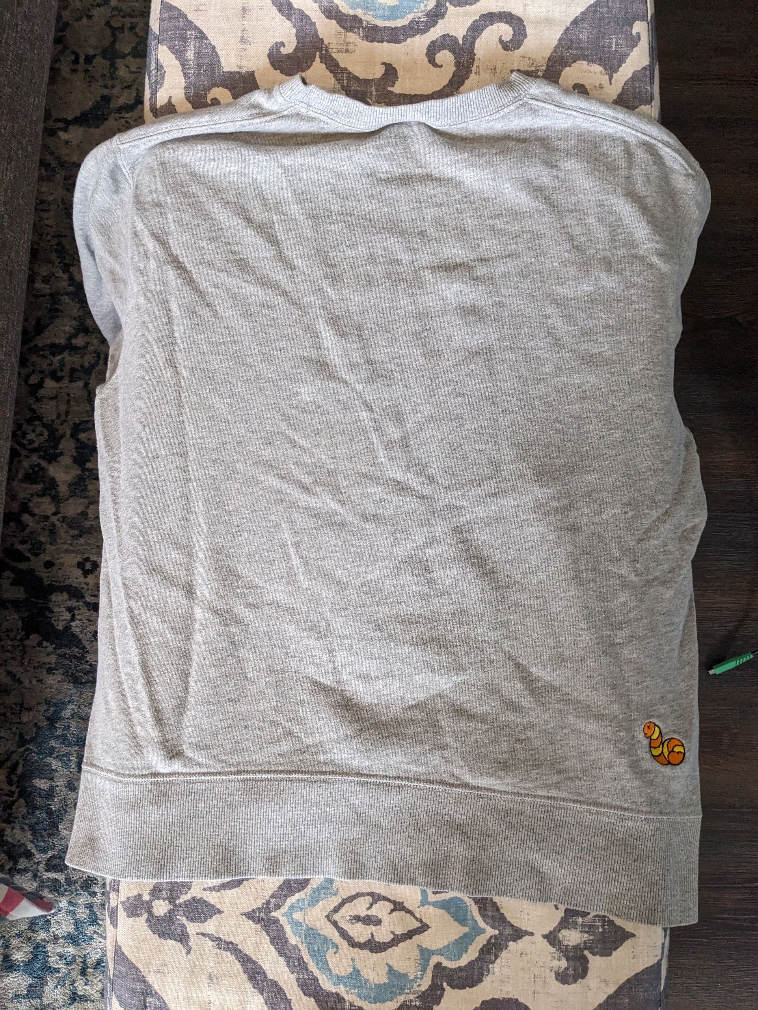 Kaws × Uniqlo Sesame Street Companion Trash Can Outline Sweatshirt Size US S / EU 44-46 / 1 - 4 Thumbnail
