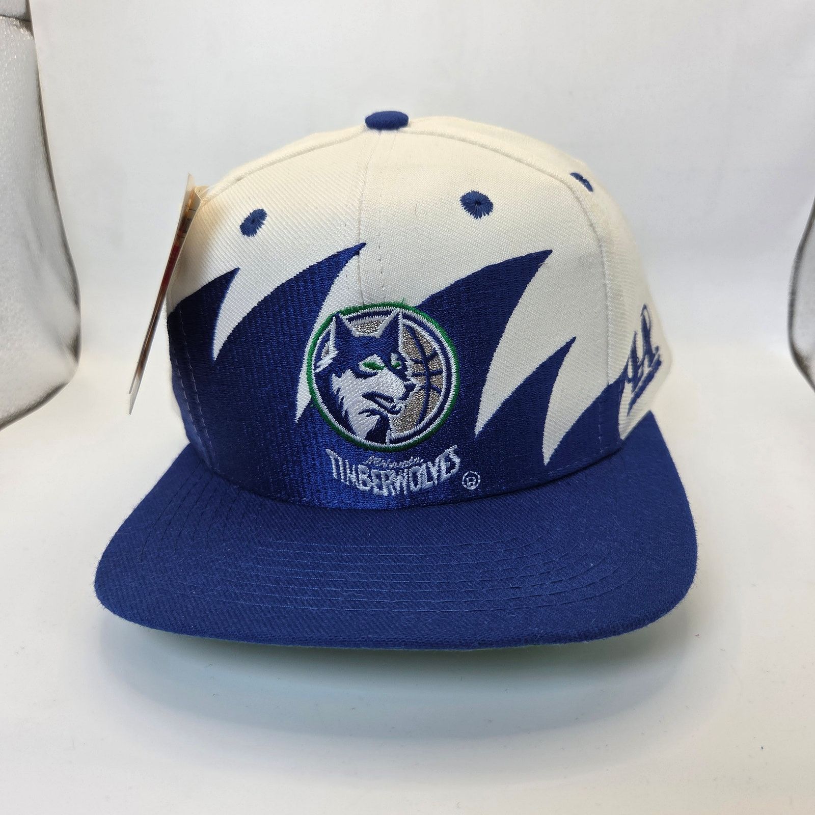 Logo Athletic Logo Athletic Timberwolves Sharktooth Snapback Hat NWT 90s Size ONE SIZE - 1 Thumbnail