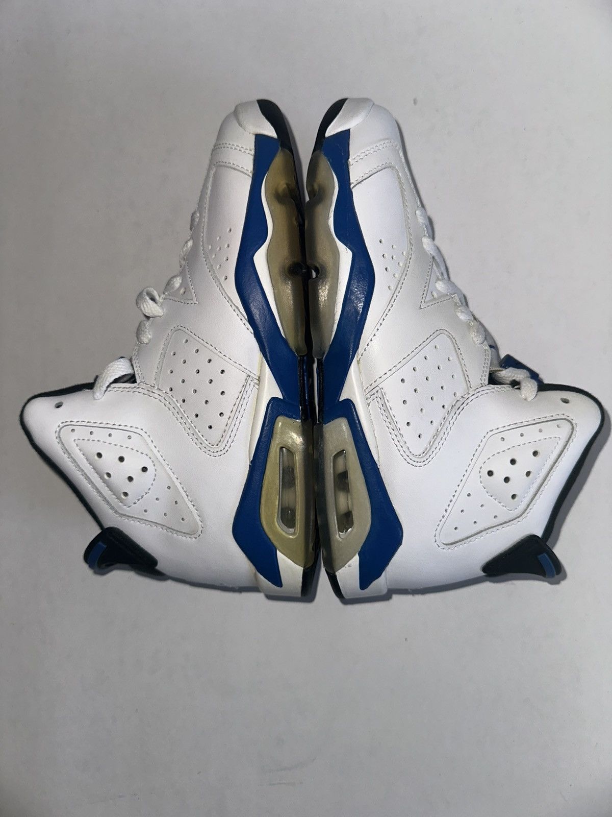 Jordan Brand DS Jordan 6 Retro “Sport Blue” Size US 5 / EU 37 - 3 Thumbnail