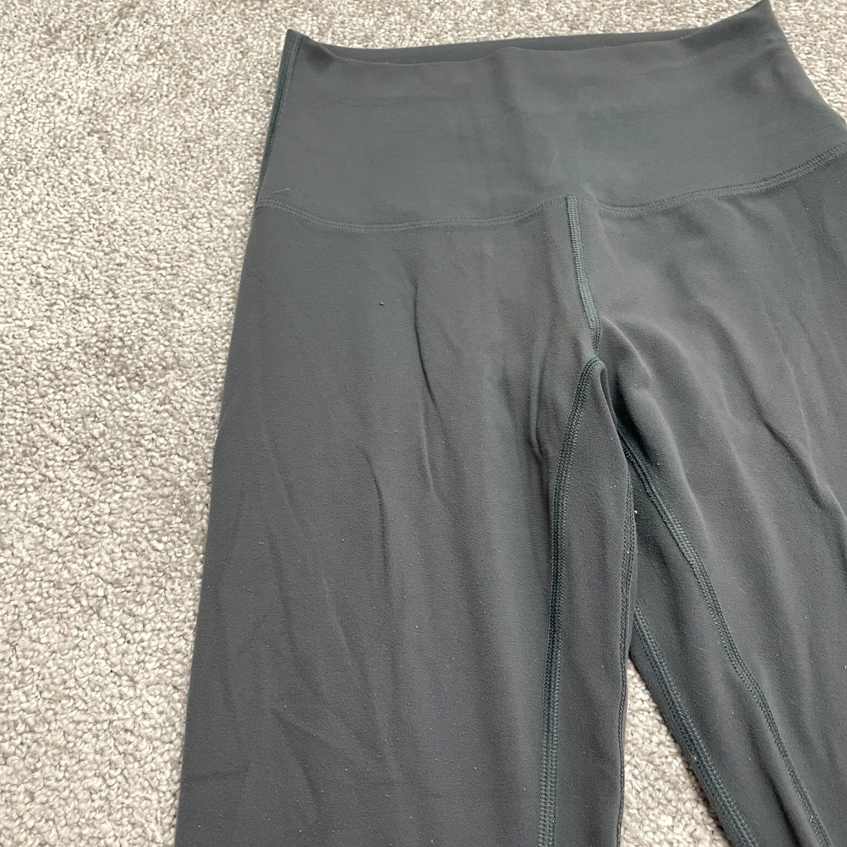 Lululemon VINTAGE Lululemon Compression Leggings Womens 4 Dark Gray Active Yoga Gym Athletic 22x22 Size 27" / US 4 / IT 40 - 5 Thumbnail