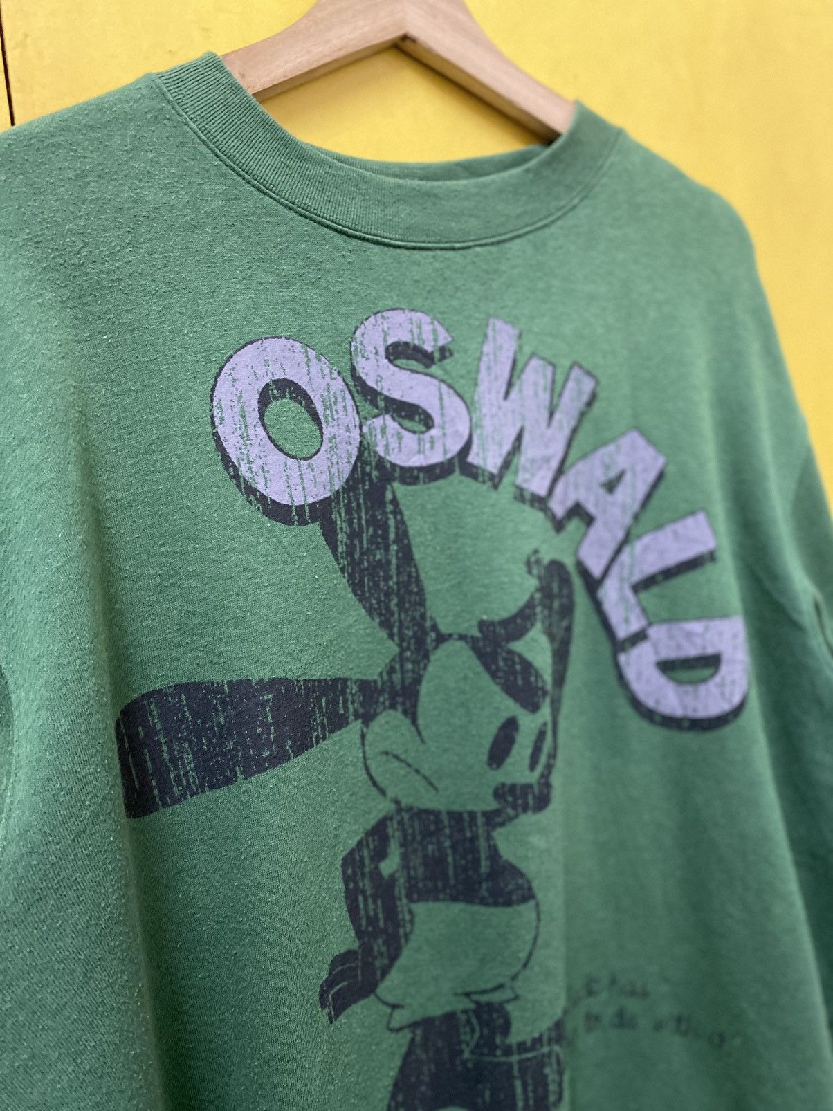 Disney Disney Oswald Sweatshirt Crewneck Tee Size US L / EU 52-54 / 3 - 3 Thumbnail
