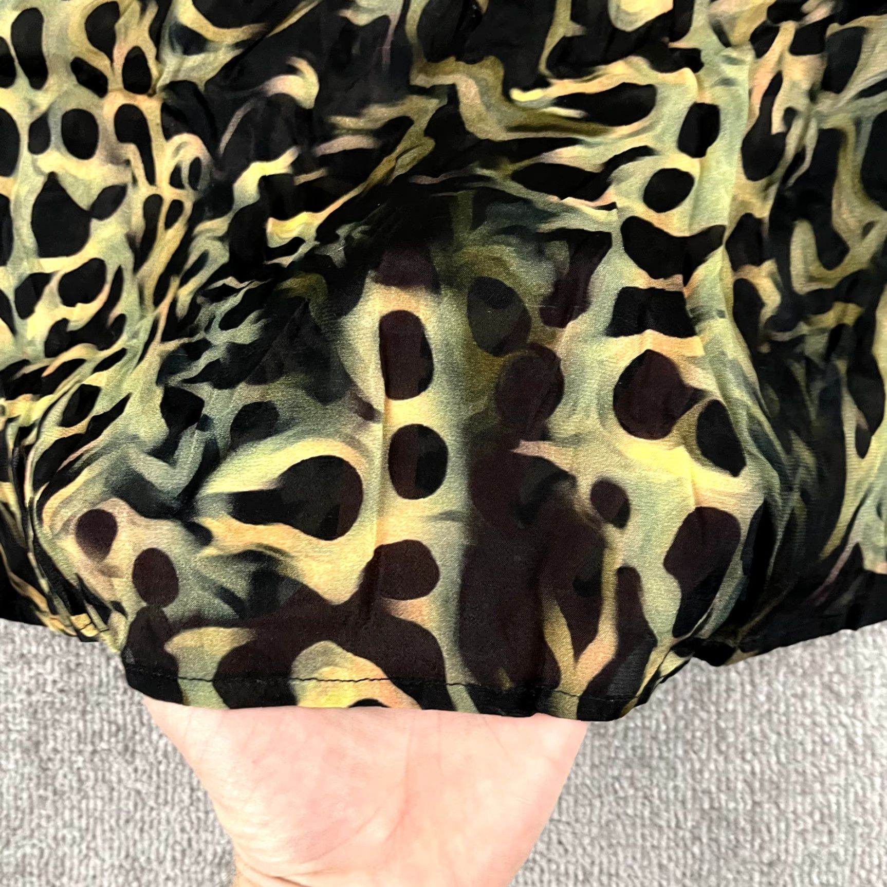 Anthropologie VINTAGE Anthropologie Bl^nk London Top Womens XS Petite Miranda Leopard Viscose Peasant Size XS / US 0-2 / IT 36-38 - 6 Thumbnail