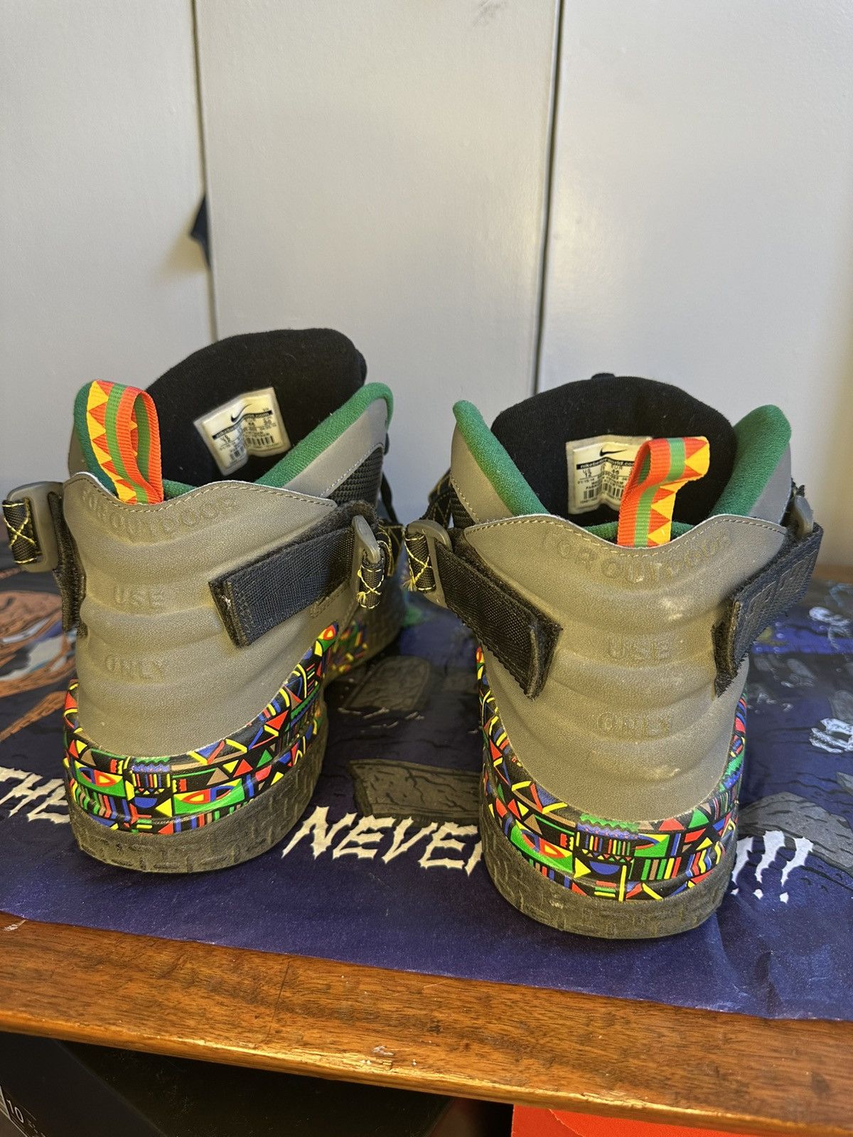 Nike Nike Air Raid "live together , play together" size 12 2014 Size US 12 / EU 45 - 2 Thumbnail