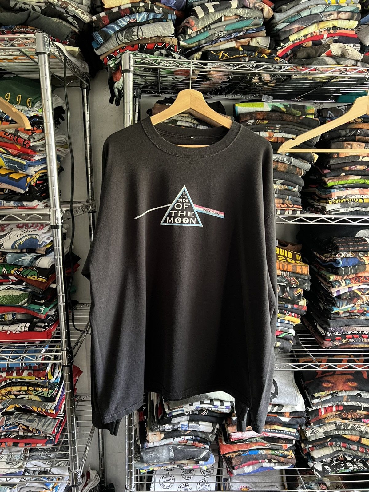 Pink Floyd 2007 Australian Pink Floyd Tour Pig Dark Side of the Moon Size US XXL / EU 58 / 5 - 1 Thumbnail