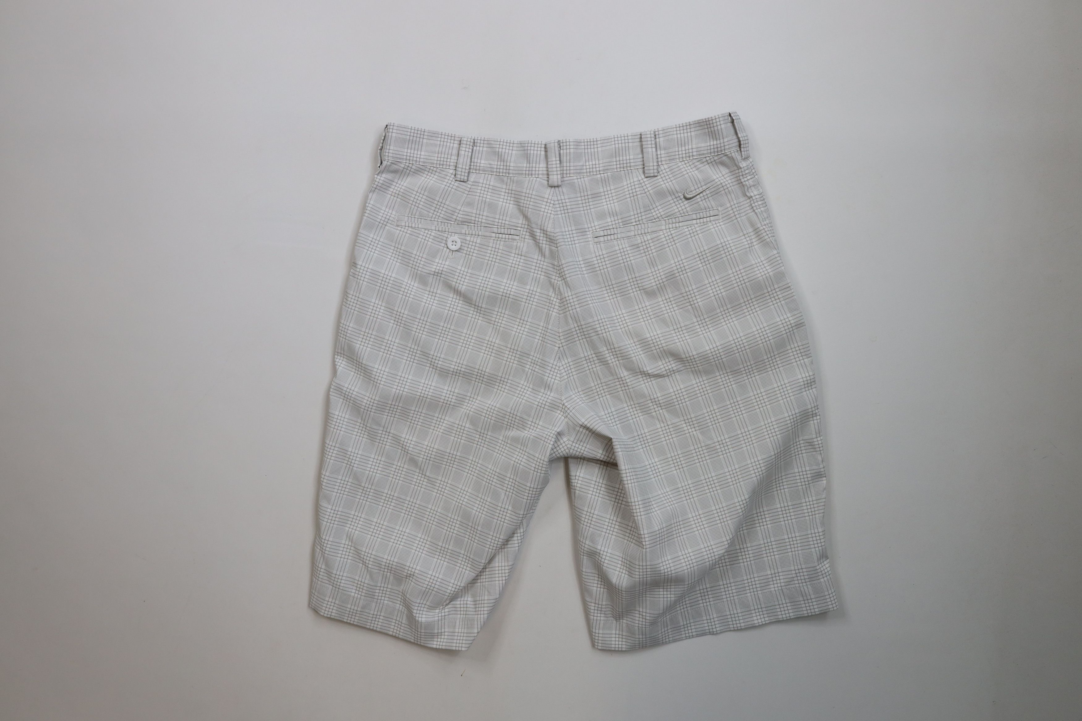 Nike × Vintage Nike Golf Front Tech Golfing Golf Chino Shorts Gray Plaid Size US 30 / EU 46 - 7 Thumbnail