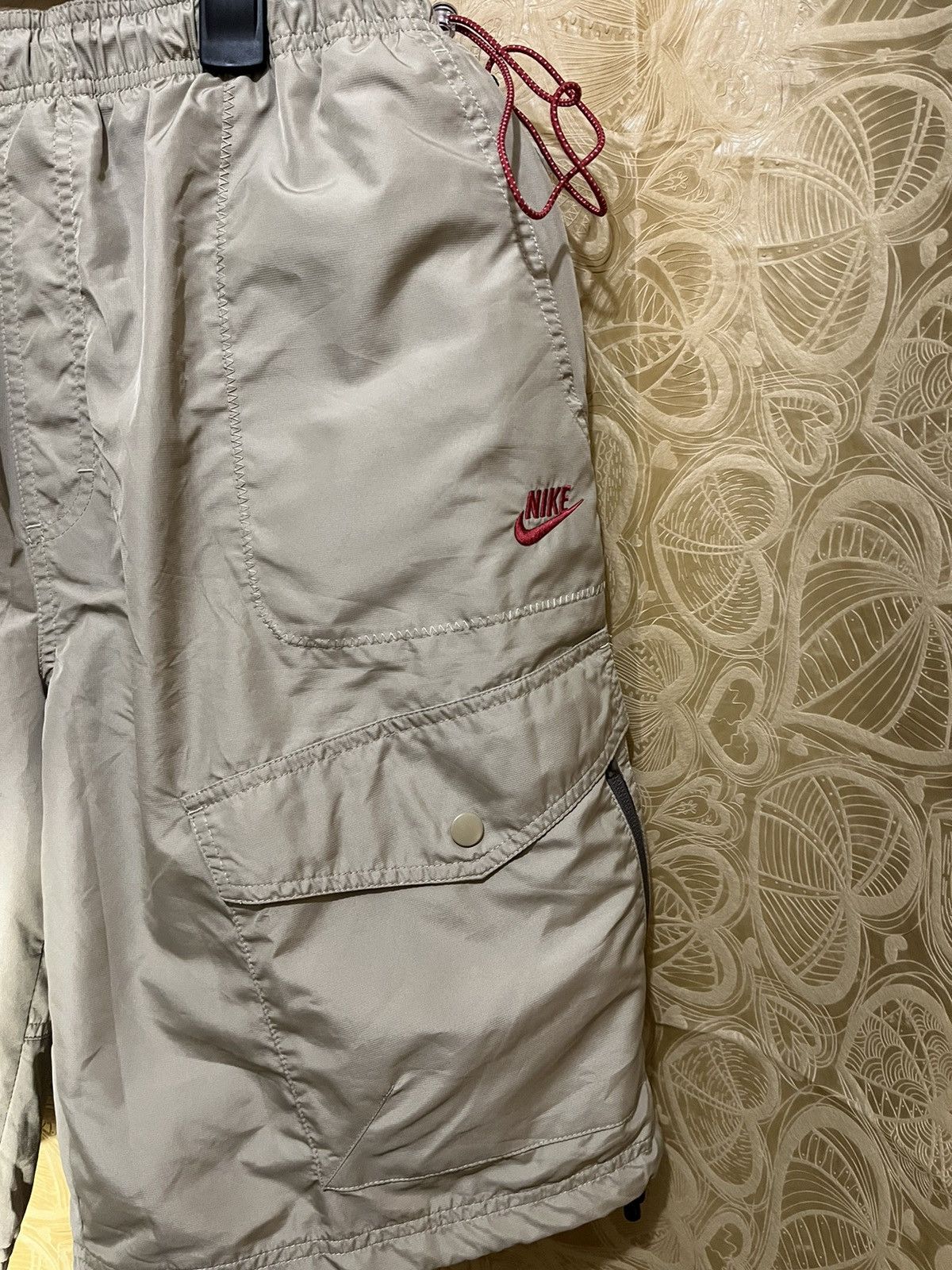 Other Vintage NIKE Nylon Cargo shorts y2k Size US 36 / EU 52 - 3 Thumbnail