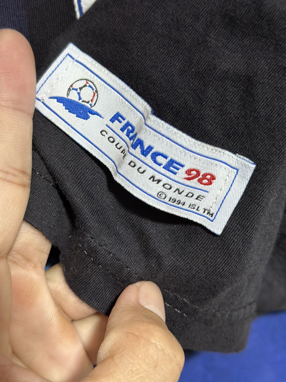 Vintage Vintage France 98 Coupe De monde Faded Tee Size US L / EU 52-54 / 3 - 4 Thumbnail