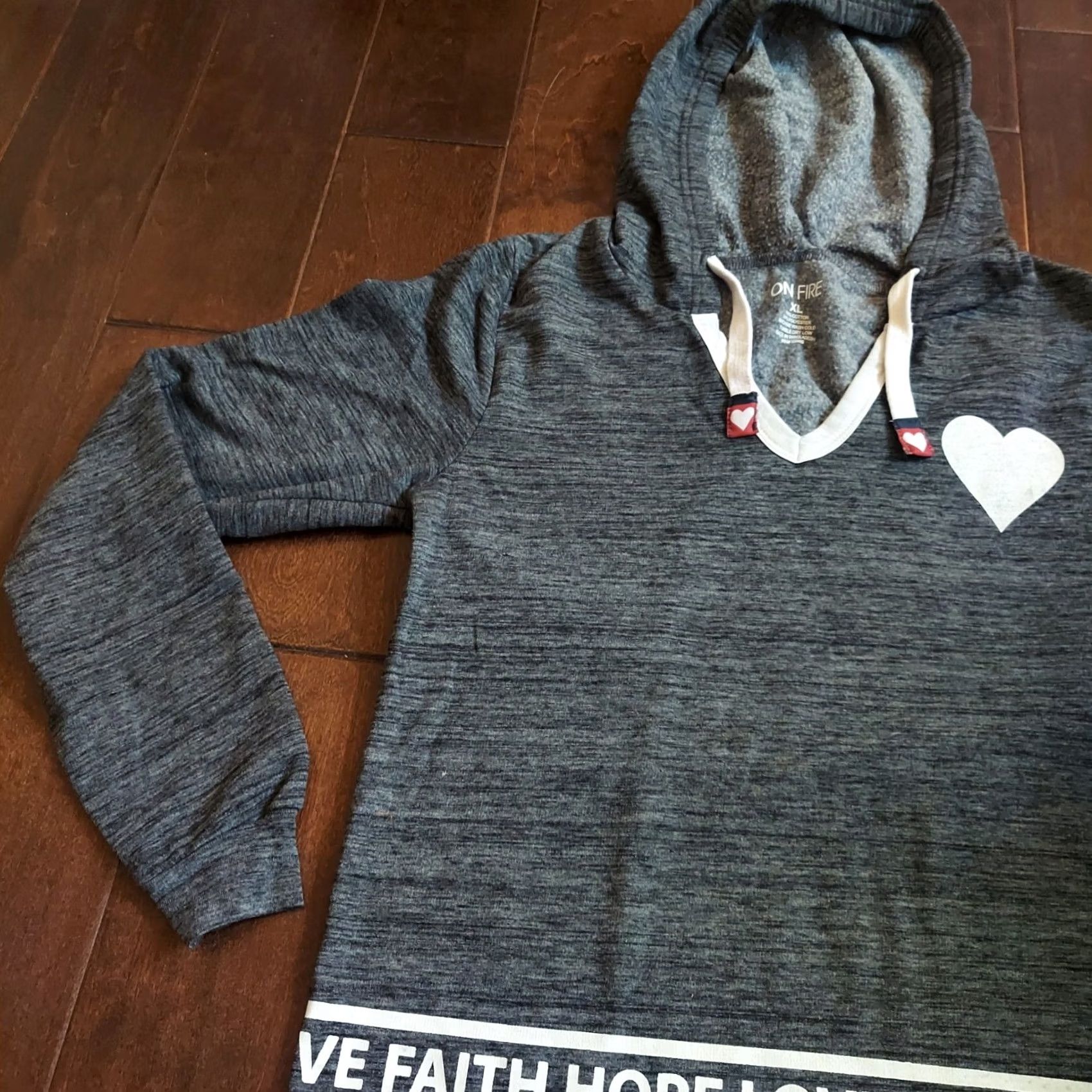 Hope On Fire Women's Gray V-Neck "Faith, Hope, Love" Hoodie Sweater XL Sweatshirt, Pullover, Long Sleeve, Casual Winter Wear, Guatemala B790 Size XL / US 12-14 / IT 48-50 - 7 Thumbnail
