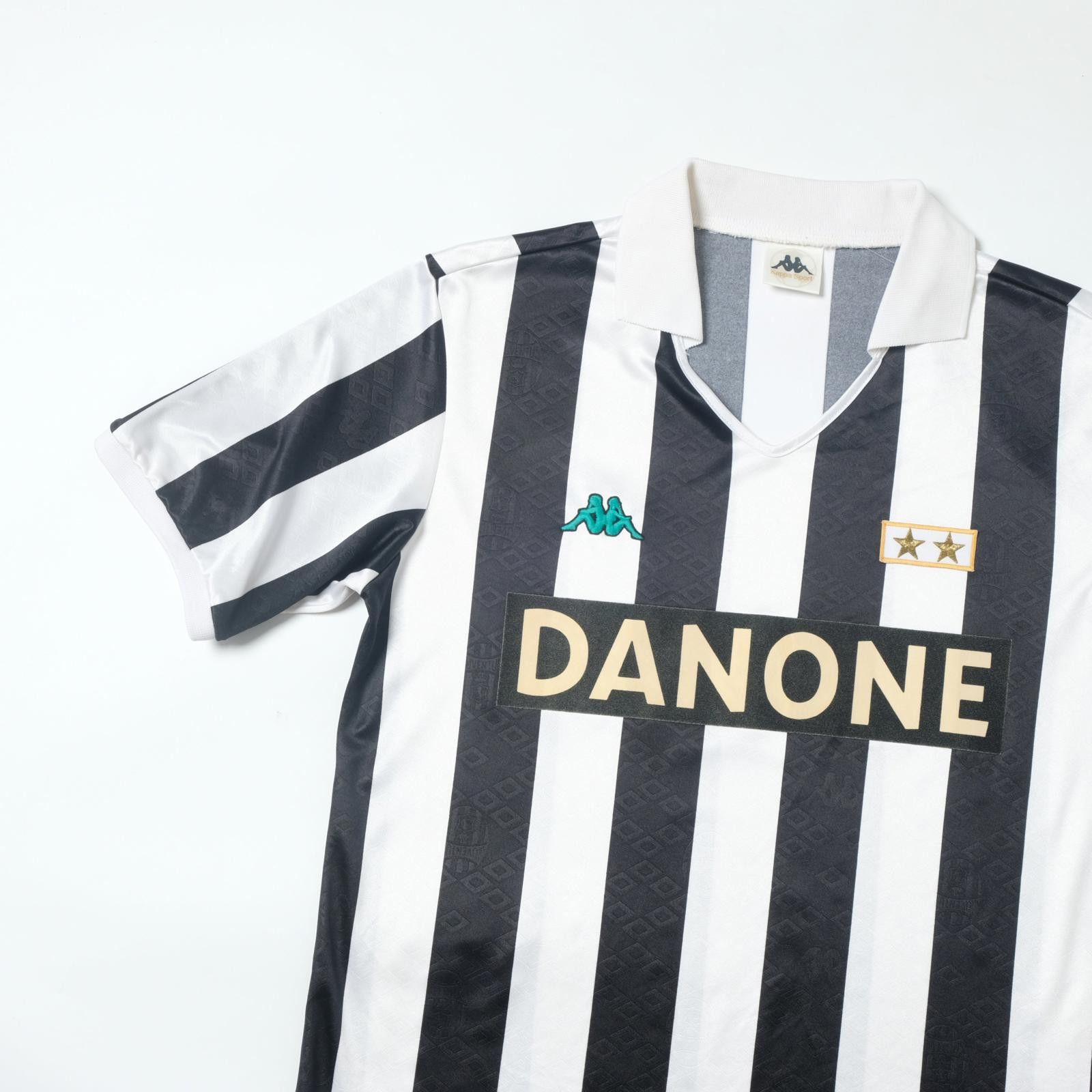 Kappa 1992/94 Juventus Home Shirt Kappa (M/L) Size US L / EU 52-54 / 3 - 3 Thumbnail