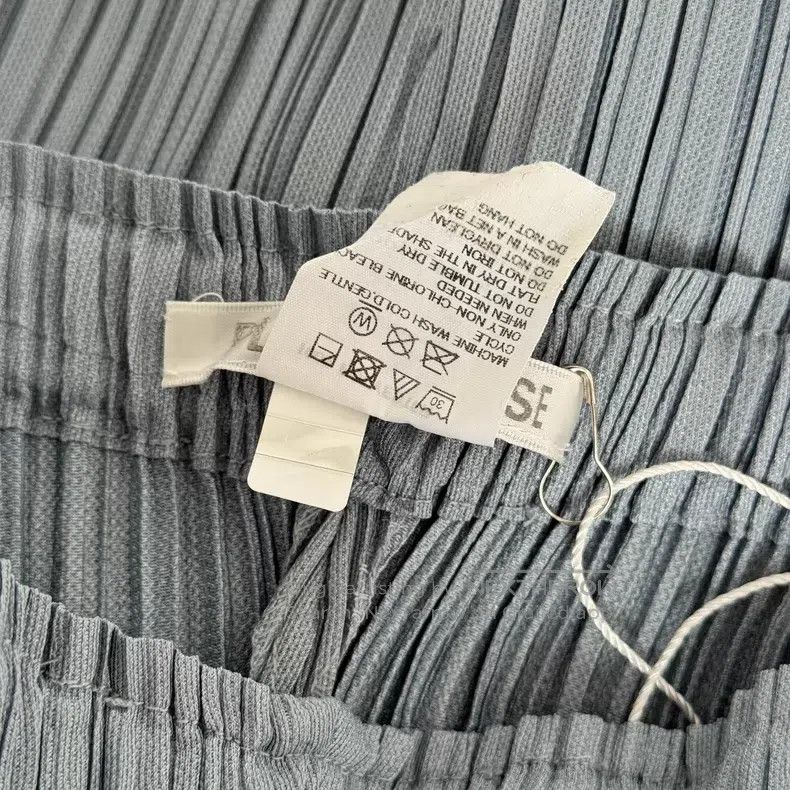 Issey Miyake Issey Miyake Blue Pants Size 26" / US 2 / IT 38 - 4 Thumbnail