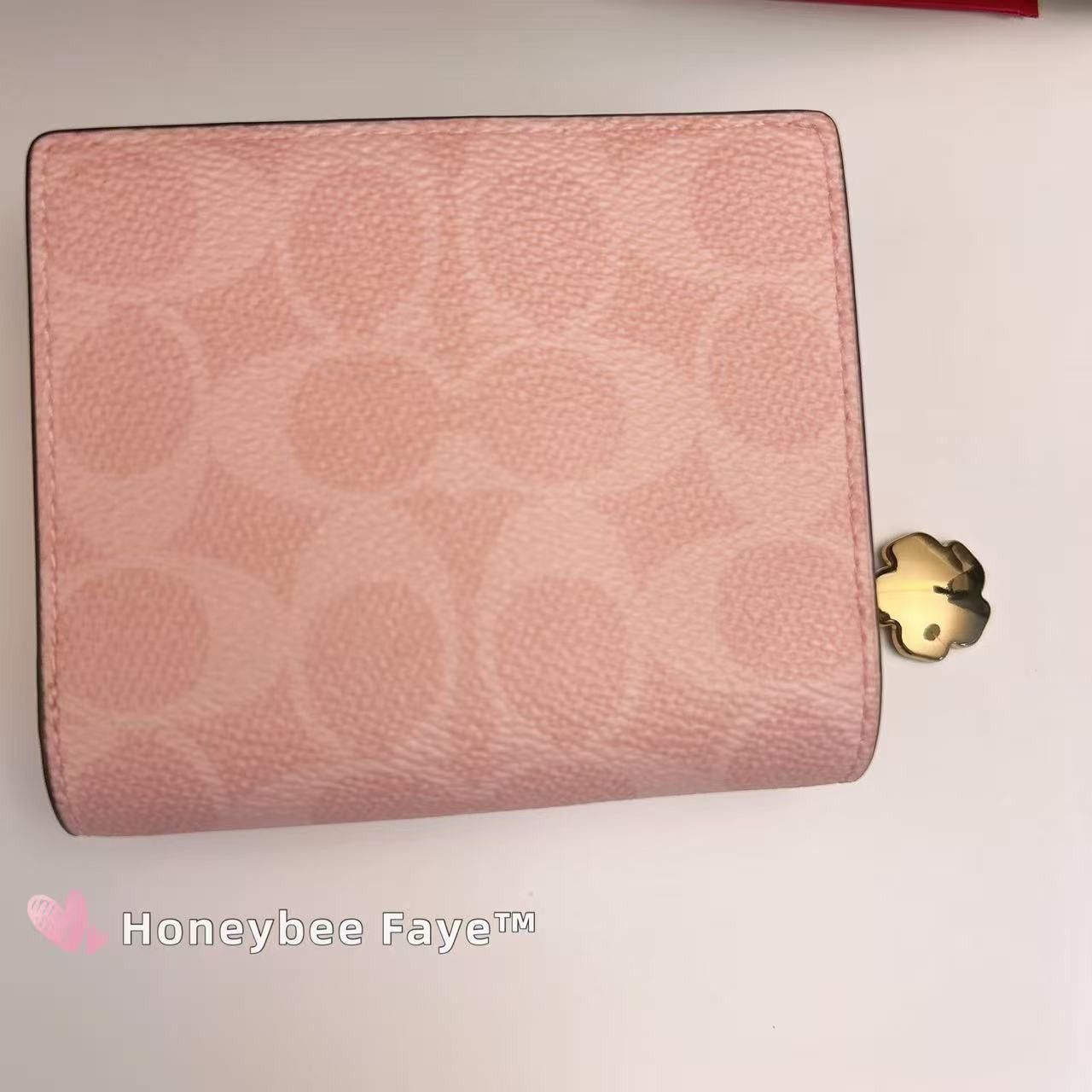 Coach Snap Wallet In Signature Canvas With Charm CEC34 Size ONE SIZE - 4 Thumbnail