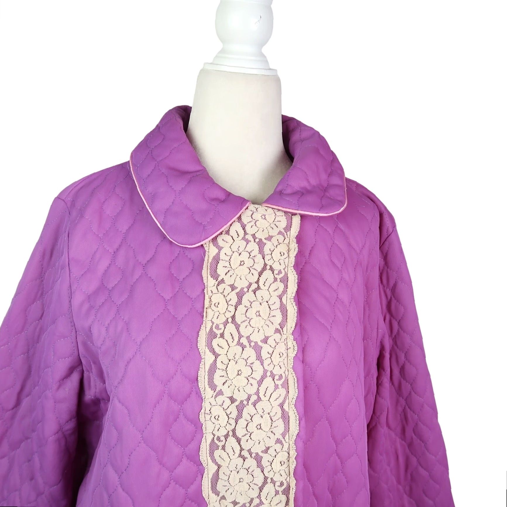 Vintage VINTAGE 60s Purple Quilted Nylon Long House Coat Robe Lace Trim Womens L Regular Size ONE SIZE - 2 Thumbnail
