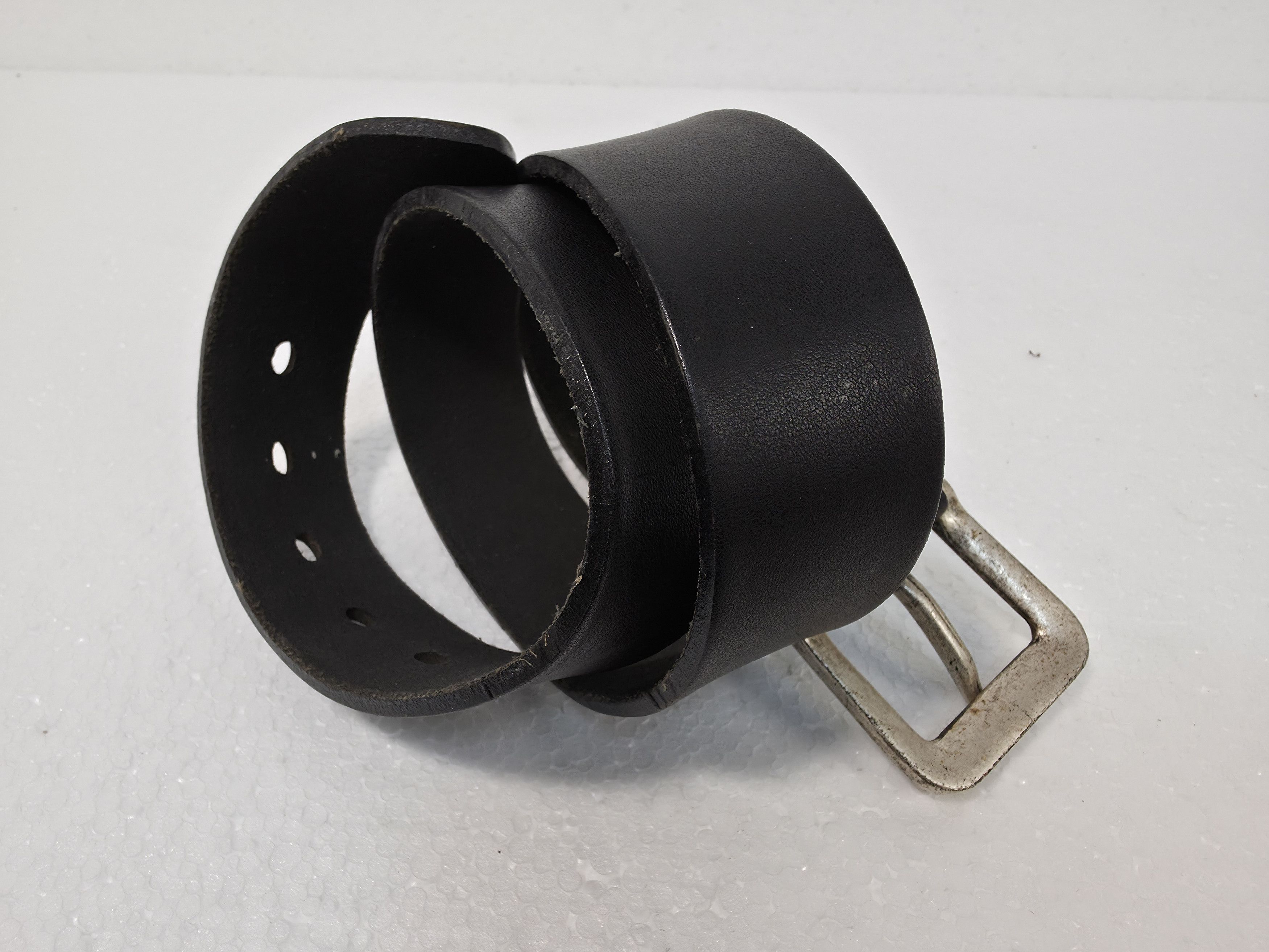 Vintage Ernesto. Vintage leather belt with massive metal buckle Size ONE SIZE - 3 Thumbnail
