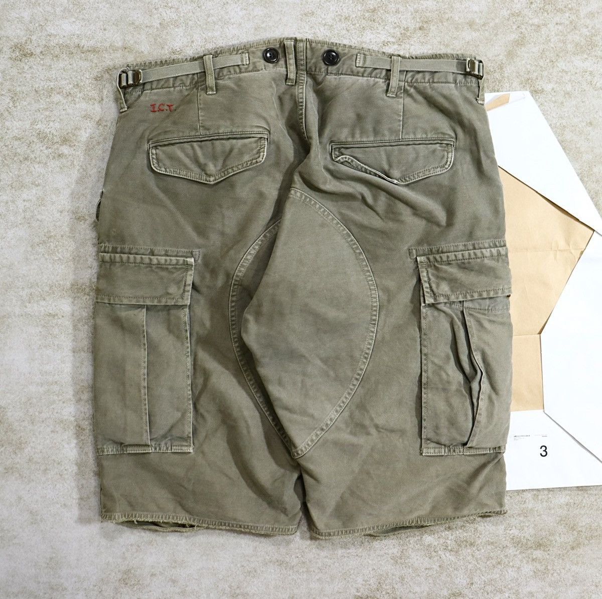 Visvim Visvim ICT Eiger Sanction Shorts Dmgd ，size3 Size US 36 / EU 52 - 2 Thumbnail