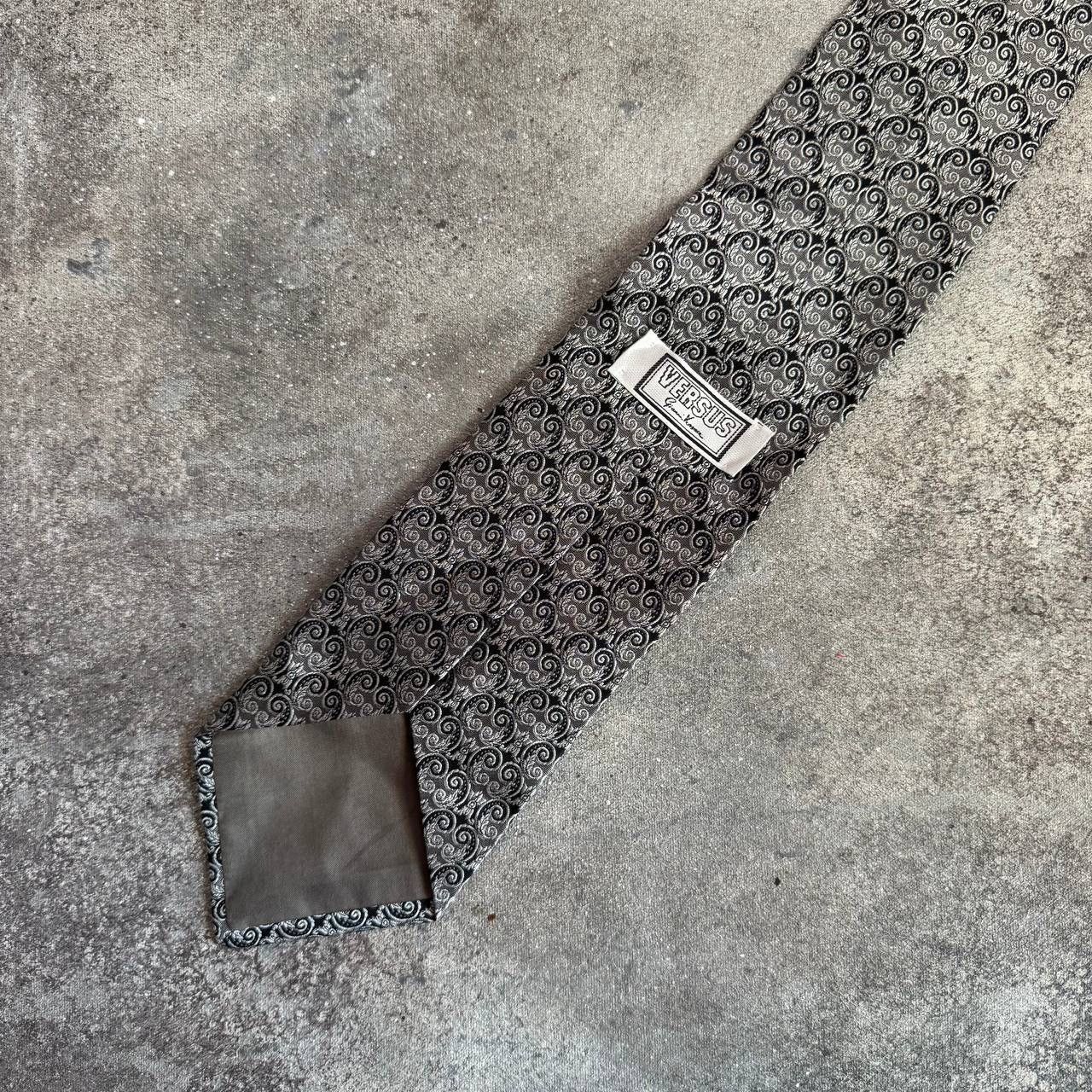 Versace × Versus Versace Versus Versace 90s Silk Luxury Tie Size ONE SIZE - 4 Thumbnail