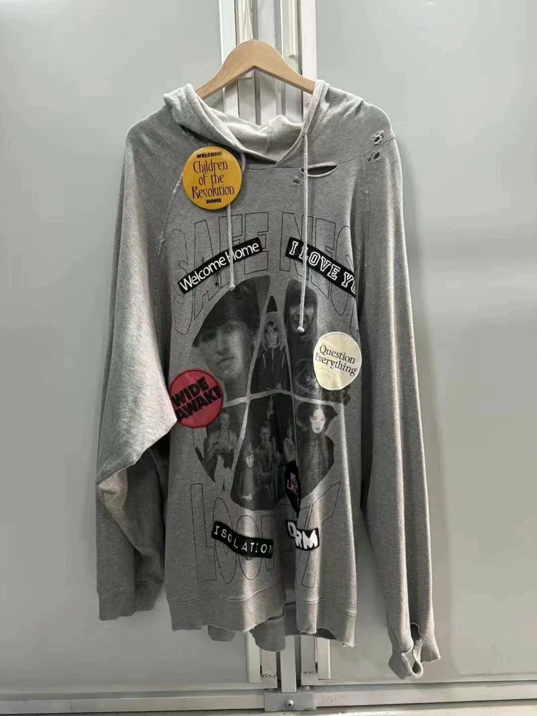 Raf Simons Raf Simons Medal worn sweater Size US L / EU 52-54 / 3 - 1 Thumbnail