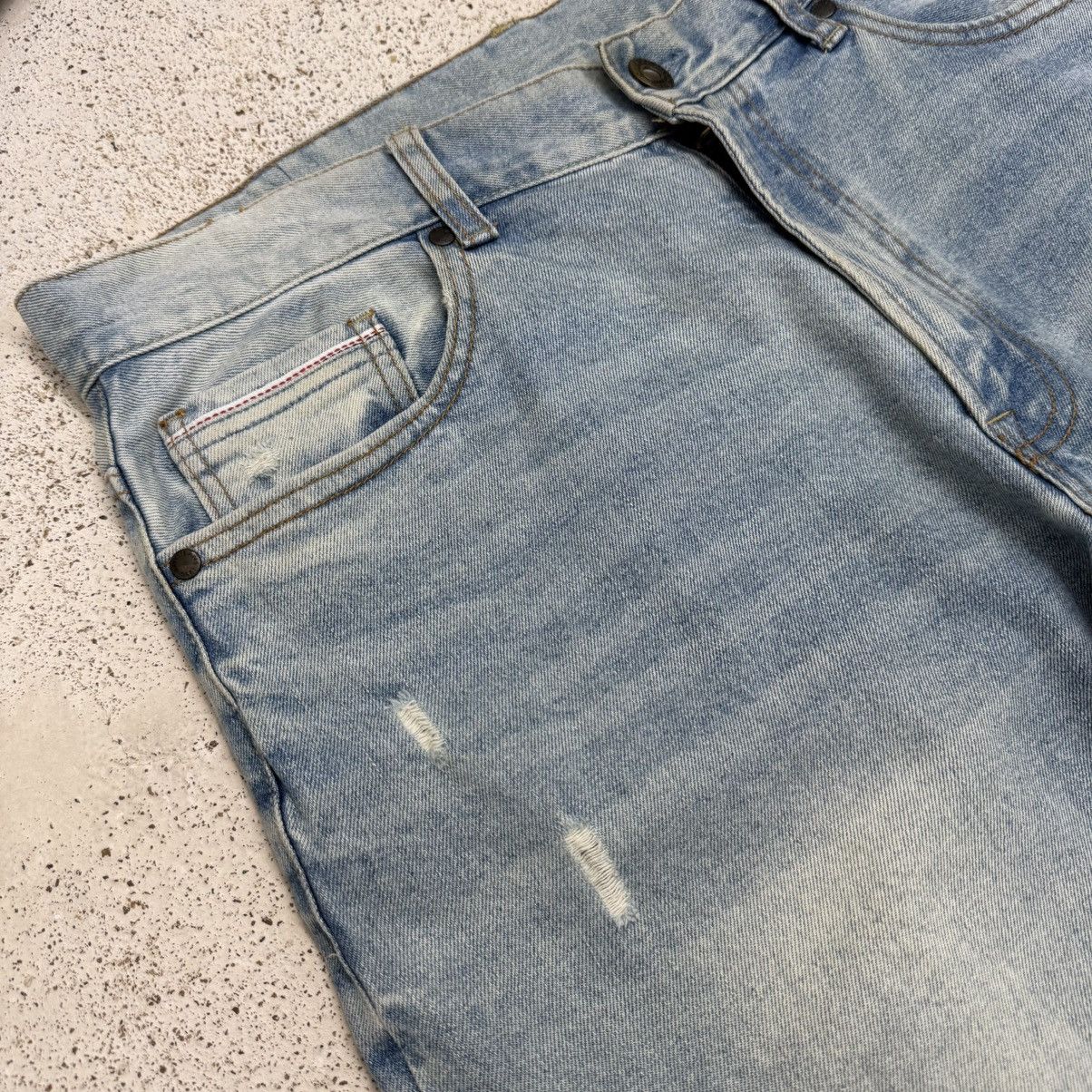 Japanese Brand Navi Distressed Lightwash Denim Pants Size US 33 - 8 Thumbnail
