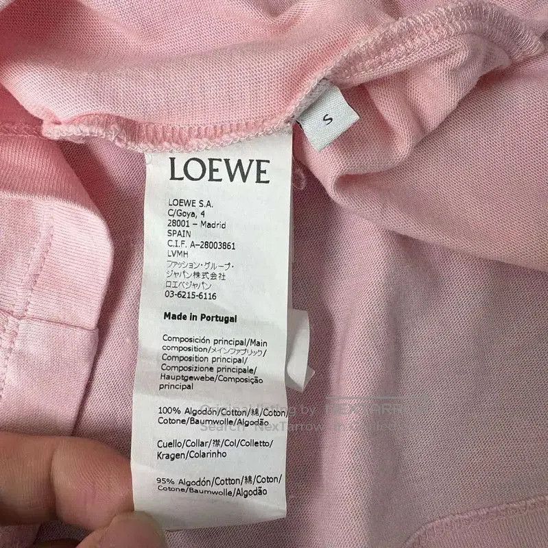 Loewe Loewe Pink T-Shirt with Totoro Design . Size S / US 4 / IT 40 - 4 Thumbnail