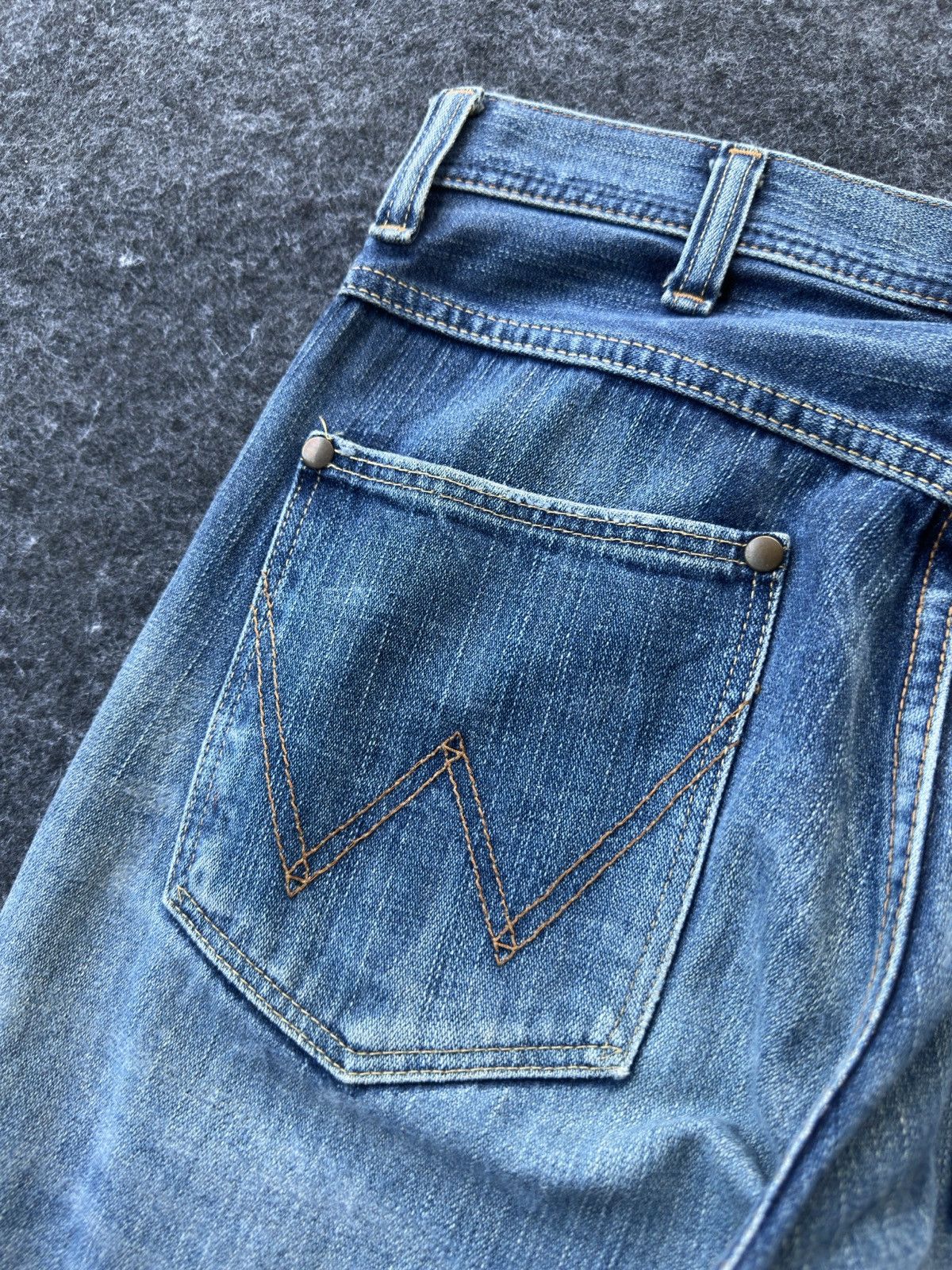 Wrangler Wrangler Flare Faded Washed Vintage Denim D356 Size US 29 - 8 Thumbnail