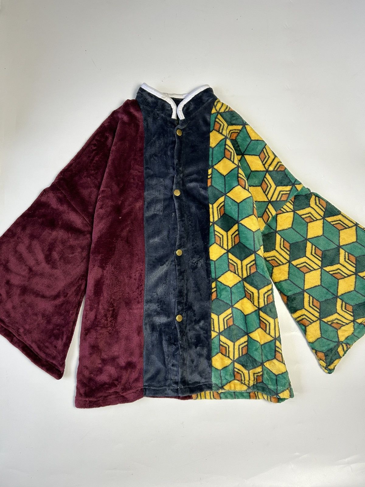 Anime × Japanese Brand DEMON SLAYER TOMIOKA GIYUU KIMONO Size US M / EU 48-50 / 2 - 1 Thumbnail