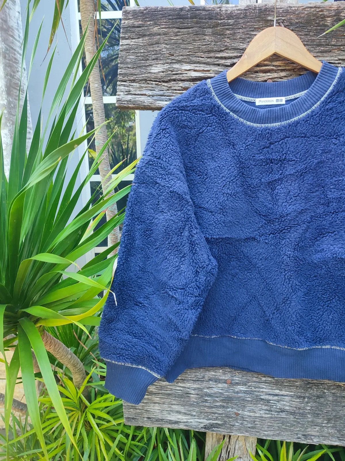 JW Anderson × Uniqlo JW Anderson x Uniqlo Navy Fleece Pullover Size US M / EU 48-50 / 2 - 3 Thumbnail