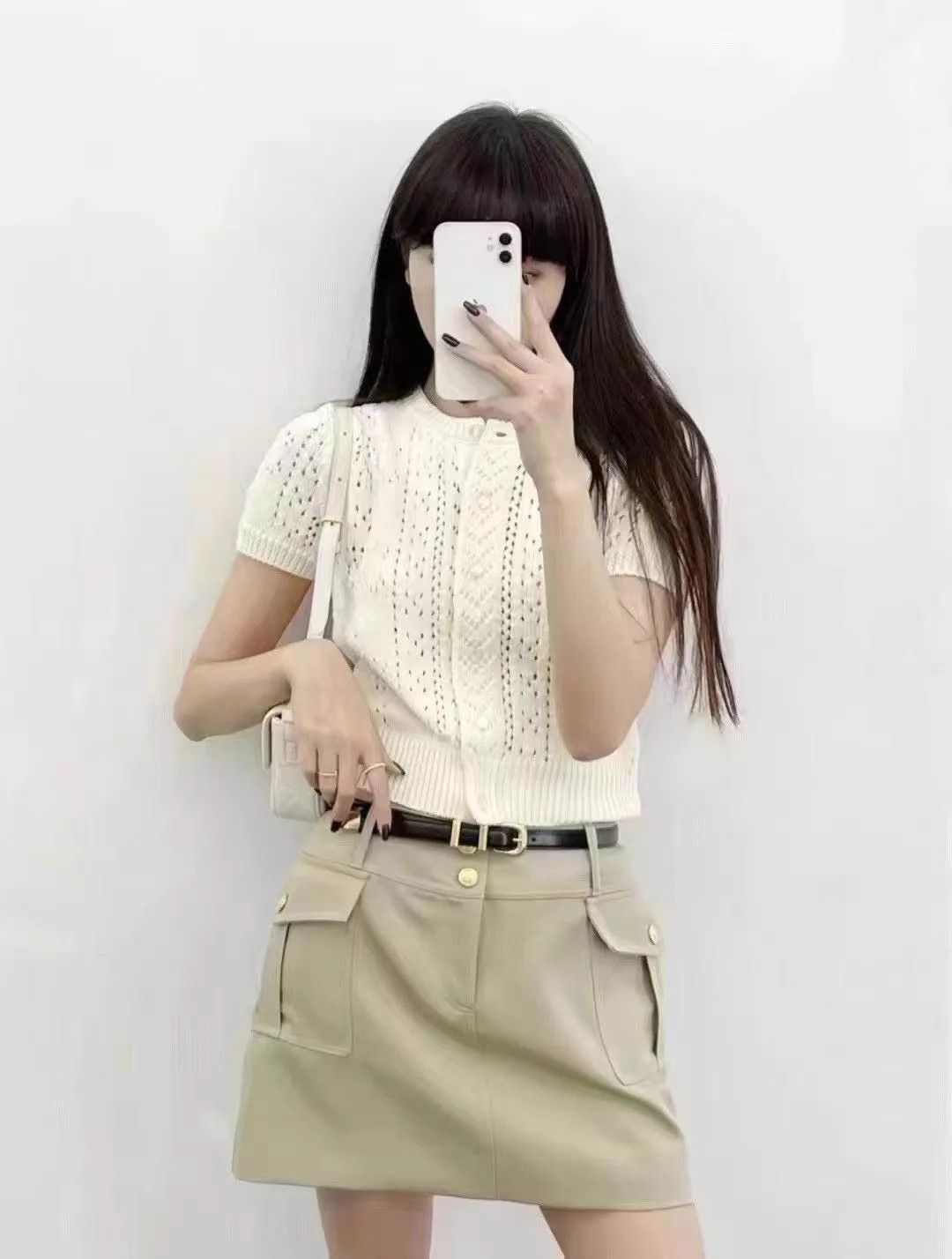 Celine Celine 23 Gold Button Khaki Mini Skirt 36 Size 26" / US 2 / IT 38 - 3 Thumbnail