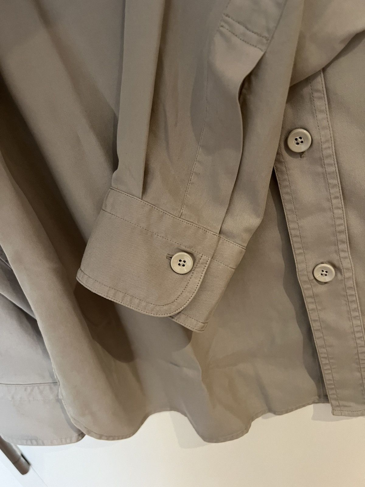 Tom Ford Tom ford long sleeve dress shirt size 17/43 beige Size US XL / EU 56 / 4 - 3 Thumbnail