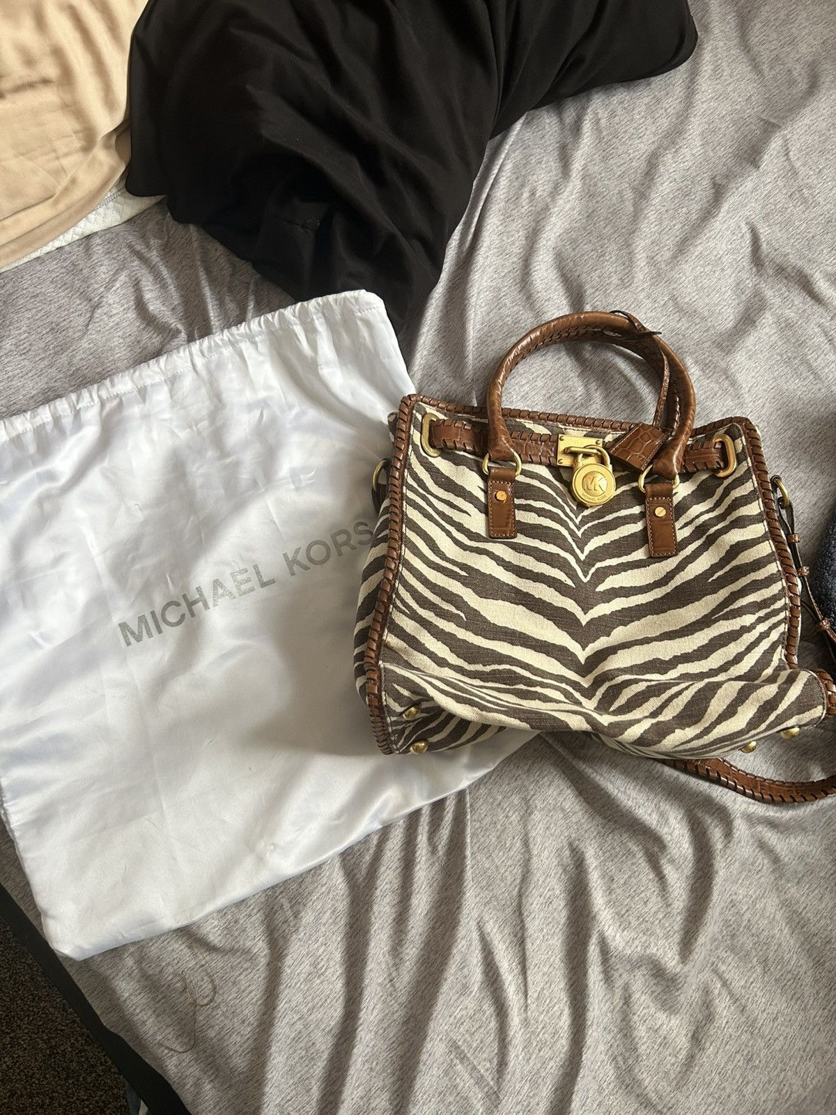 Michael Kors Michael Kors Hamilton-Zebra Canvas & Whipstitch Croc Leather Size ONE SIZE - 7 Thumbnail