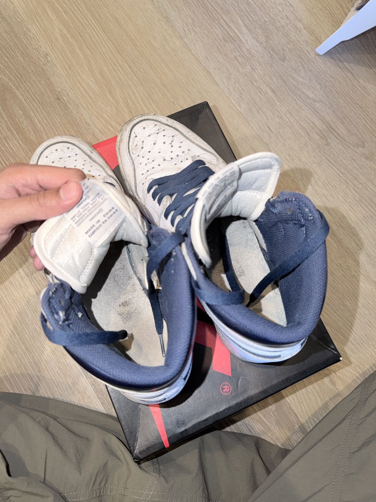 Jordan Brand Jordan 1 Navy Metallic Size US 9.5 / EU 42-43 - 7 Thumbnail