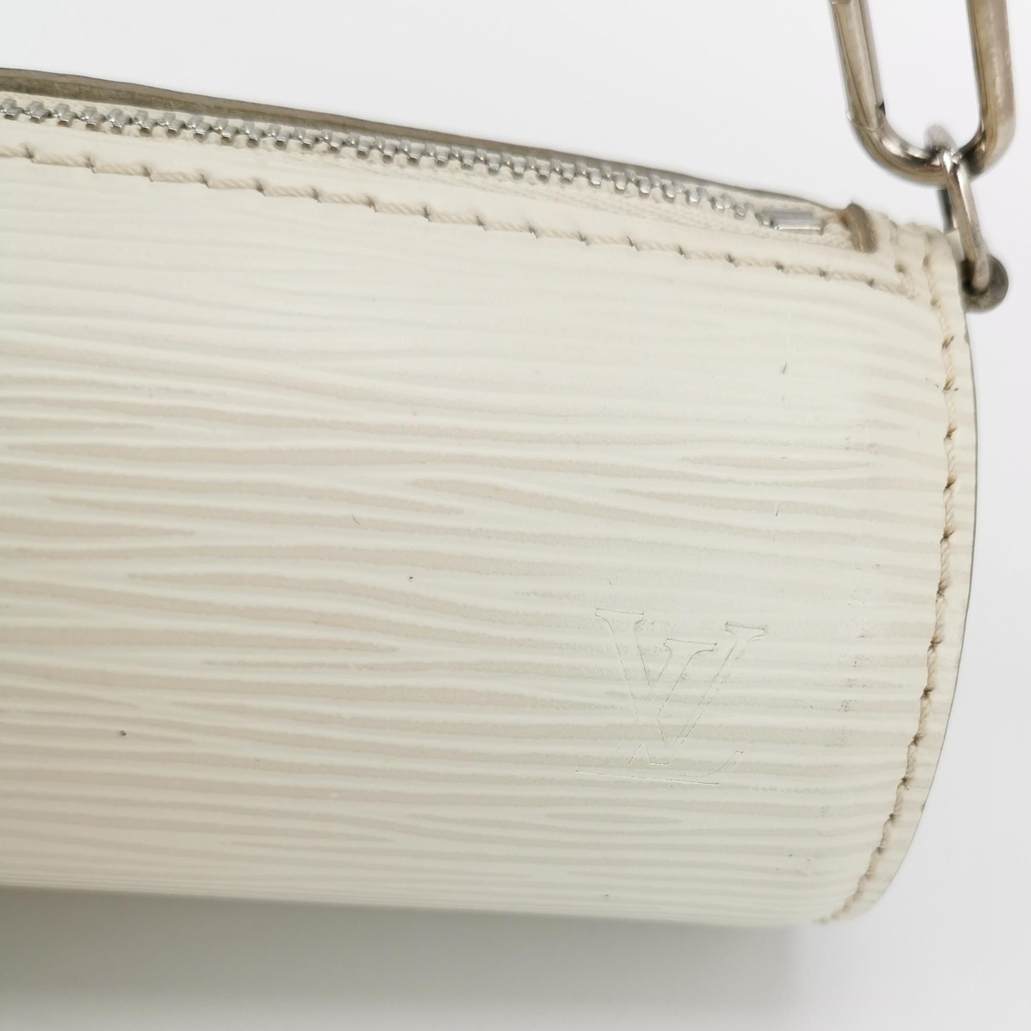 Louis Vuitton Louis Vuitton (LV) Papillon Mini Cowhide Water Ripple Drum Size ONE SIZE - 5 Thumbnail