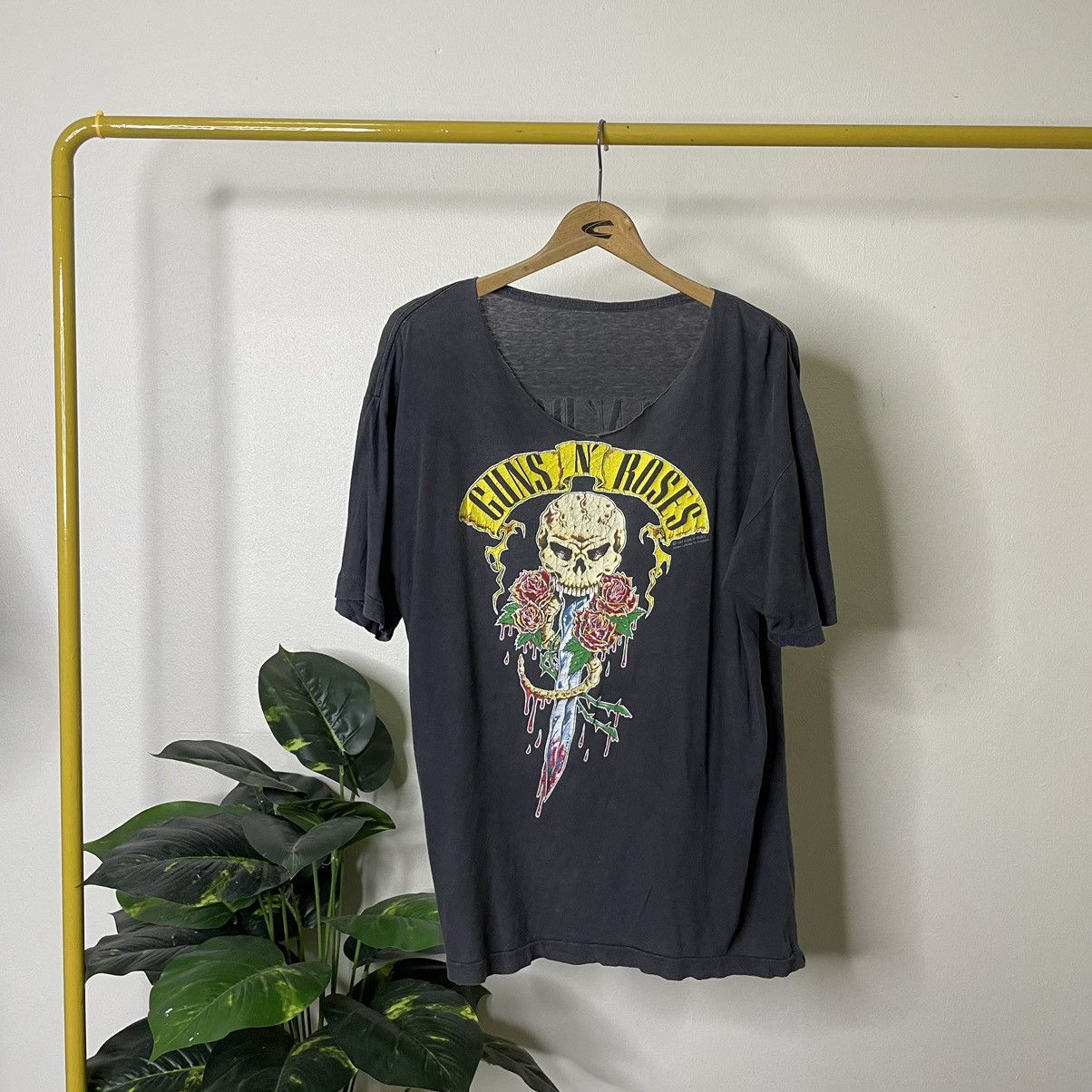 Band Tees × Guns N' Roses × Vintage Vintage 1991 Gun N Roses Use Your Illusion Tour Brockum Tee Size US L / EU 52-54 / 3 - 1 Thumbnail