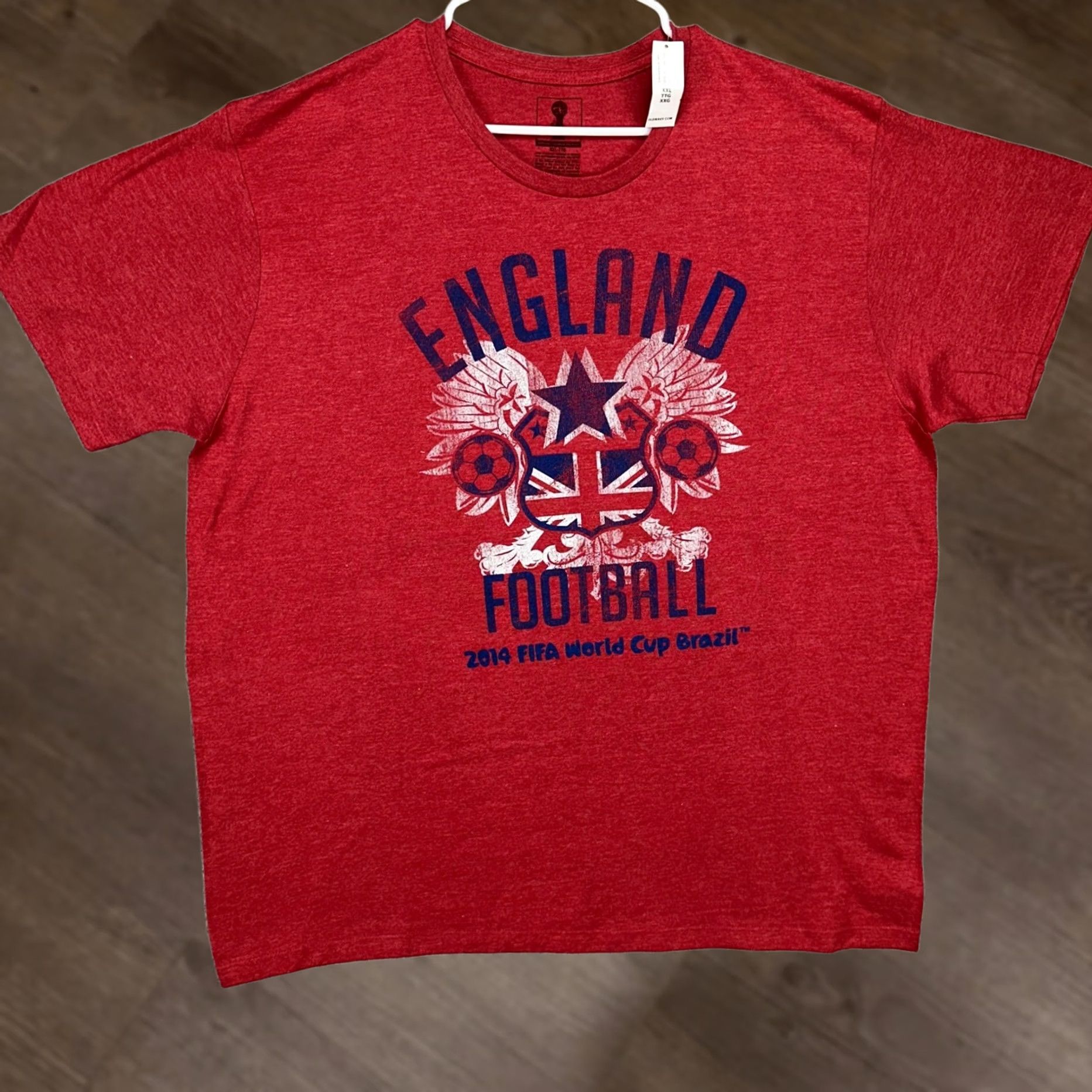 Old Navy England Football FIFA World Cup T-Shirt Mens 2XL Red Crewneck Tee Old Navy NEW Size US XXL / EU 58 / 5 - 1 Thumbnail
