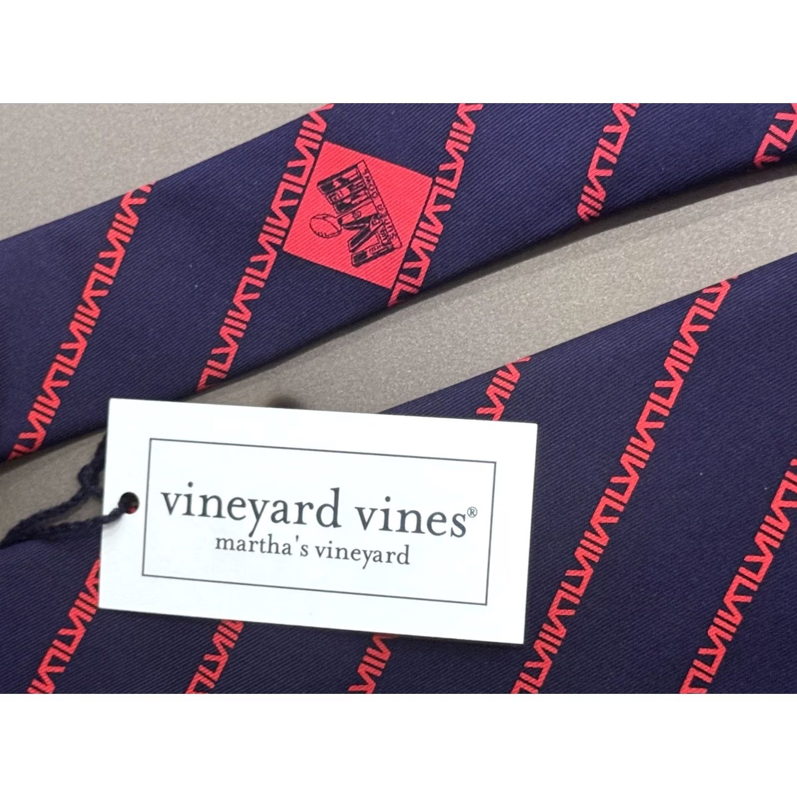 Vineyard Vines VINTAGE Vineyard Vines Las Vegas Super Bowl Original Neck Tie Size ONE SIZE - 4 Thumbnail