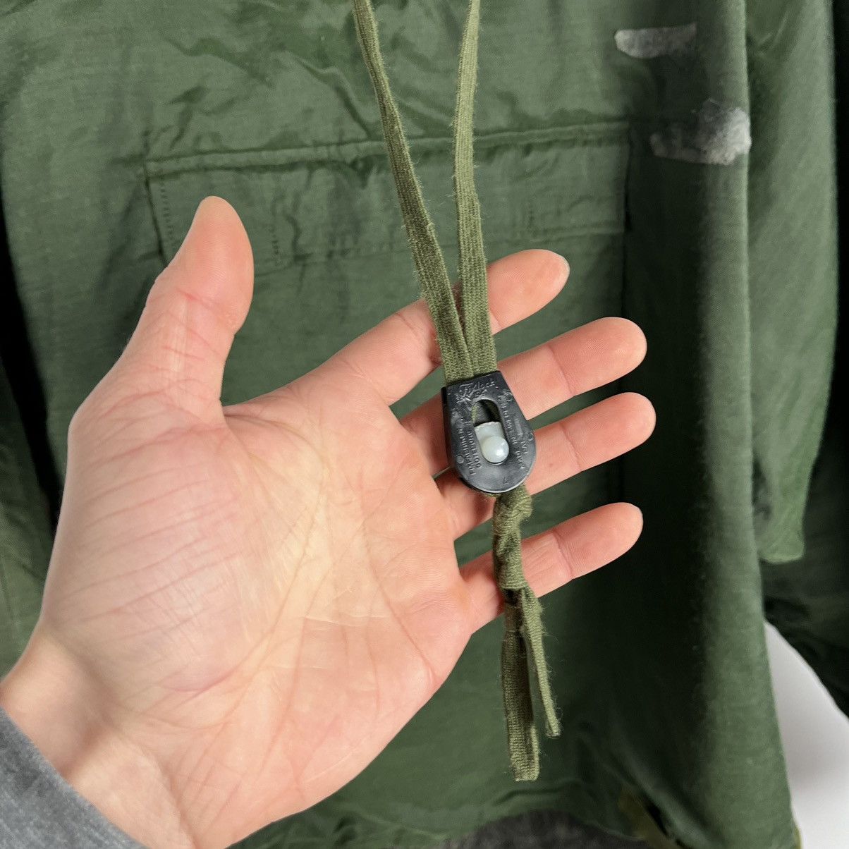 Vintage Vintage British Army Smock with hood attached jacket 1977 Size US M / EU 48-50 / 2 - 9 Thumbnail