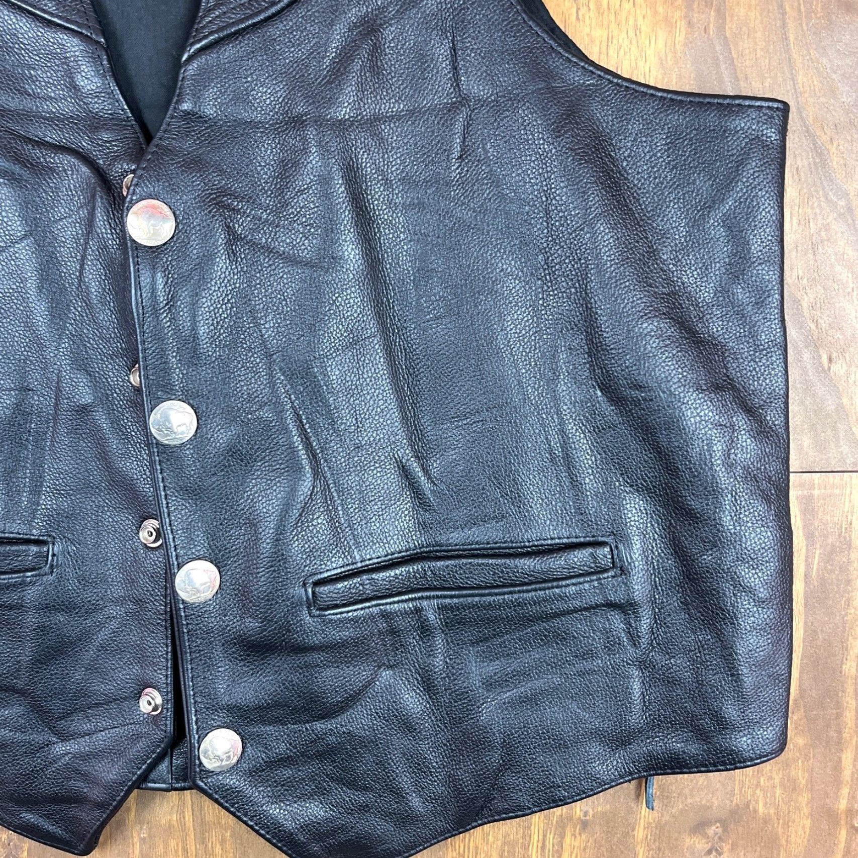 Vintage VINTAGE Legendary USA Mens Vest Black Bikercore Leather Handcrafted in USA Biker XL Size US XL / EU 56 / 4 - 4 Thumbnail