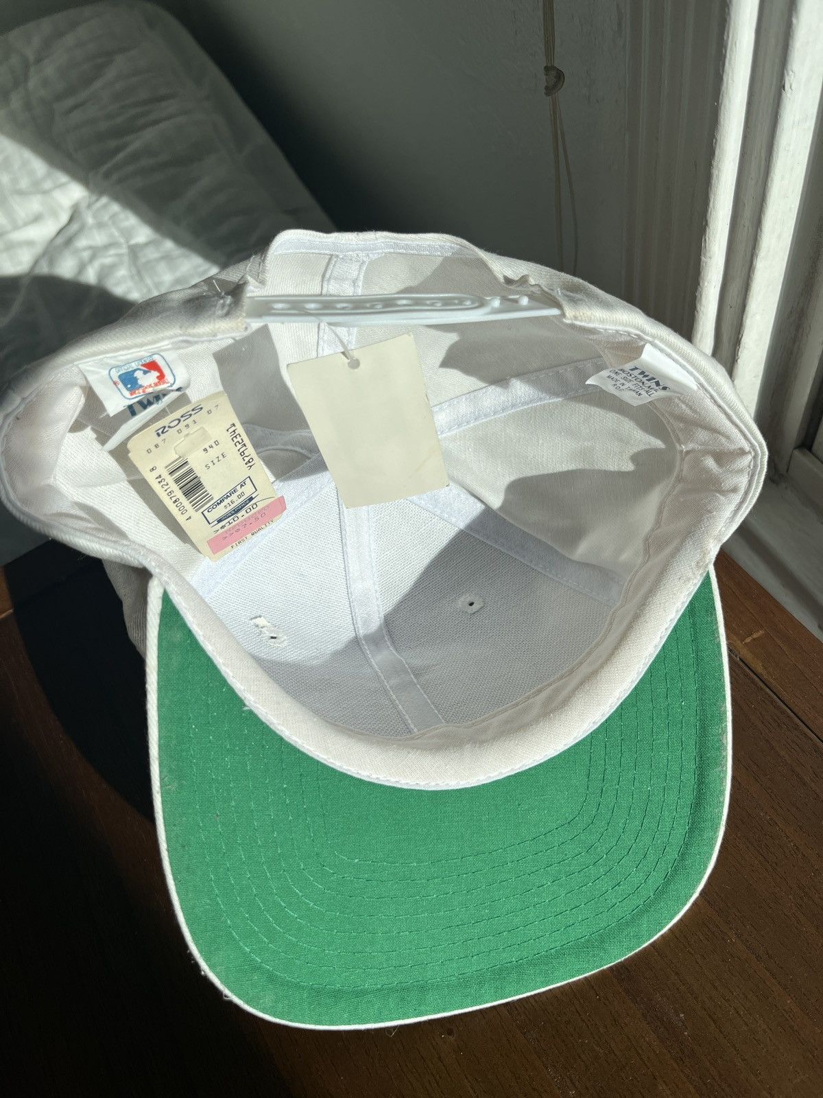 MLB 1989 Battle of the Bay Hat Size ONE SIZE - 3 Thumbnail