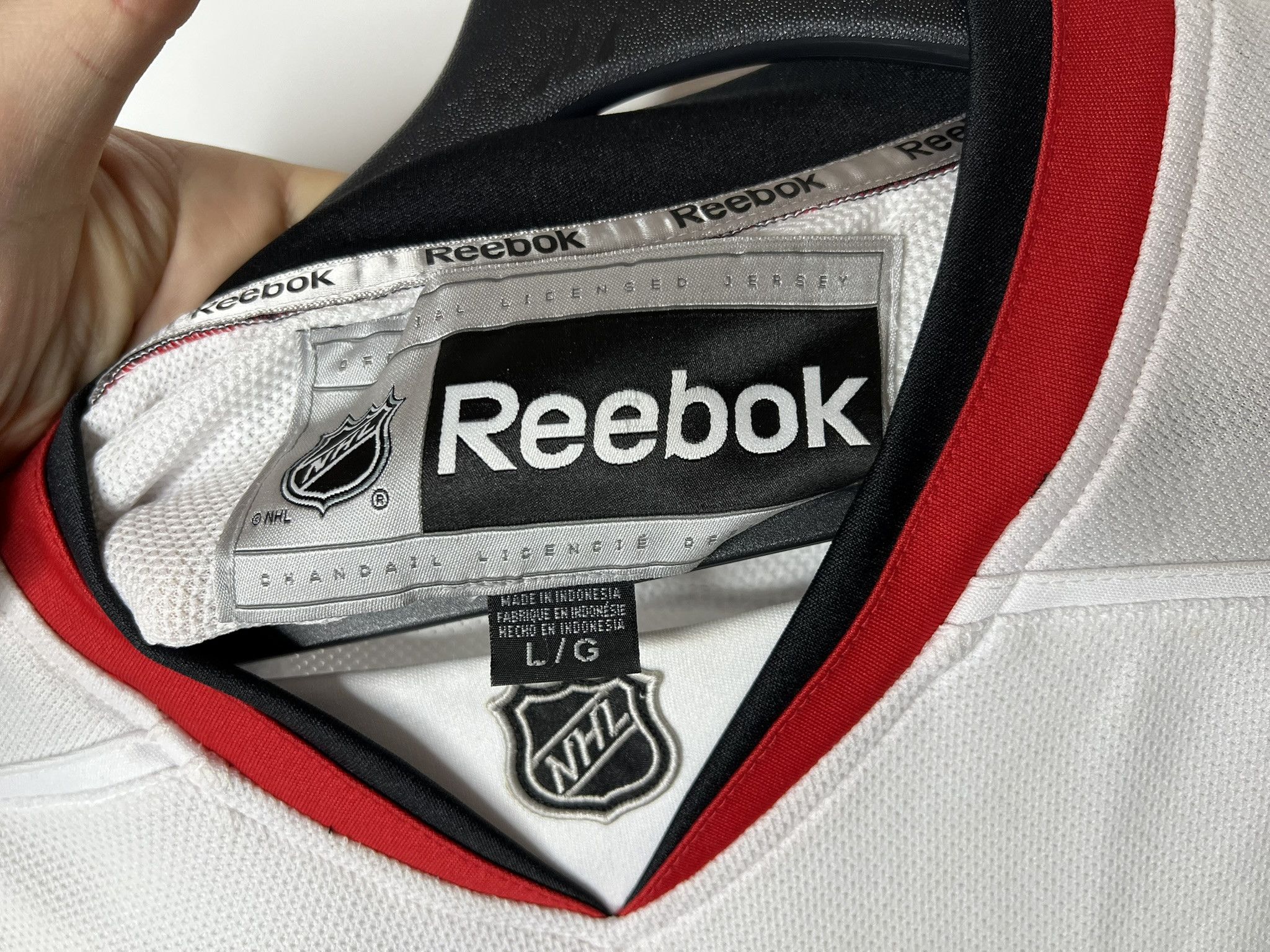Reebok CHICAGO BLACKHAWKS 2010 AWAY NHL ICE HOCKEY JERSEY SHIRT Size US L / EU 52-54 / 3 - 4 Thumbnail
