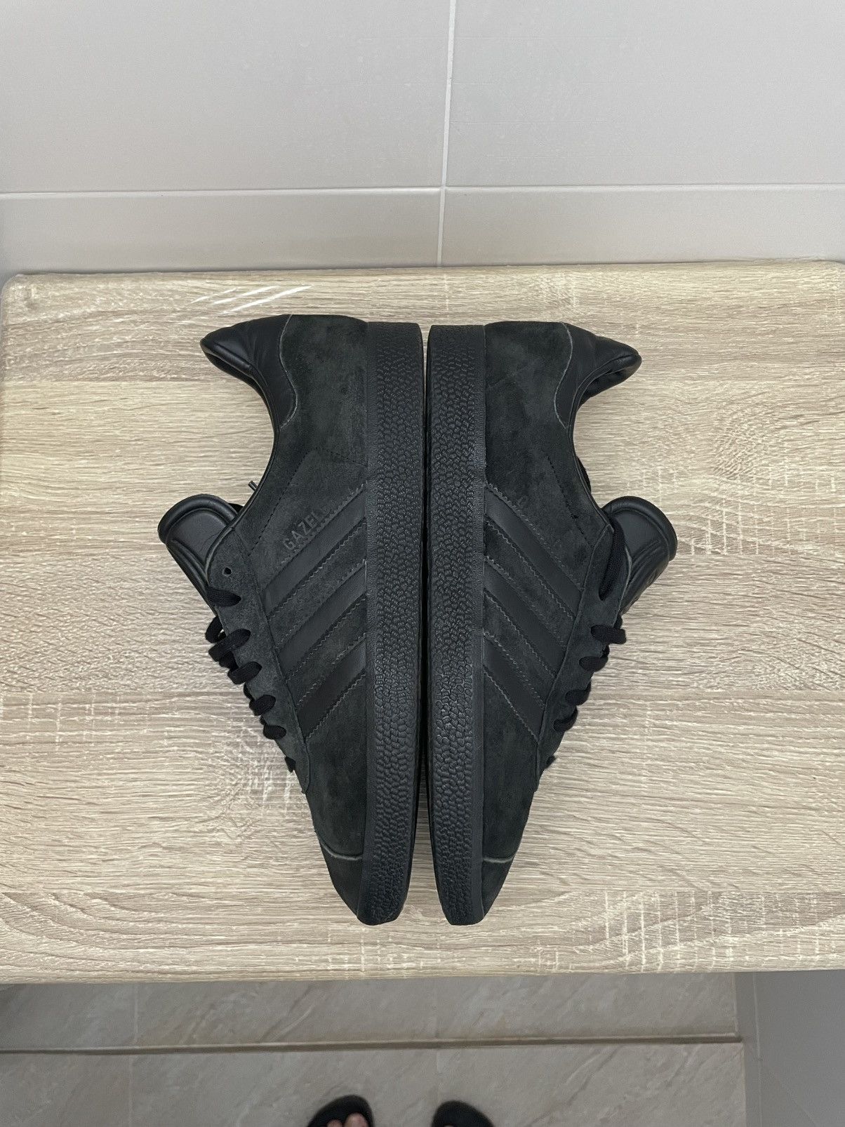 Adidas Adidas Gazelle Black Charcoal Size US 8 / EU 41 - 6 Thumbnail