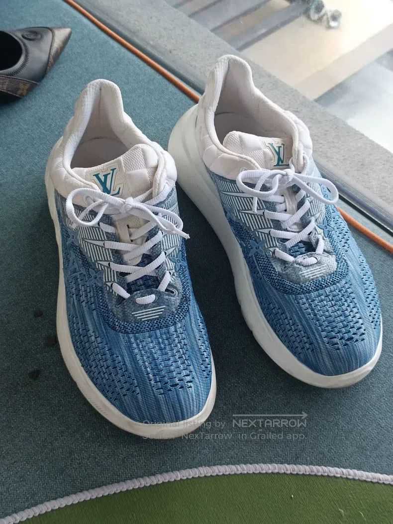Louis Vuitton Louis Vuitton Show Up White and Blue Knit Sneakers Size US 9 / EU 42 - 1 Thumbnail